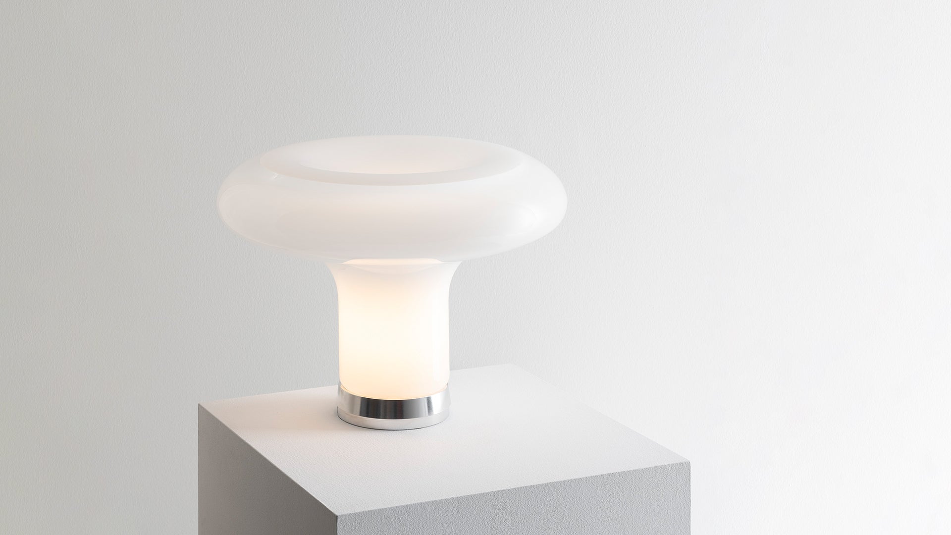 Tischlampe LESBO aus mundgeblasenem Glas