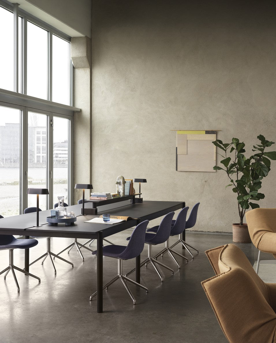LINEAR SYSTEM Office Desk - CONFIGURATION 2 in black nanolaminate with a black base
