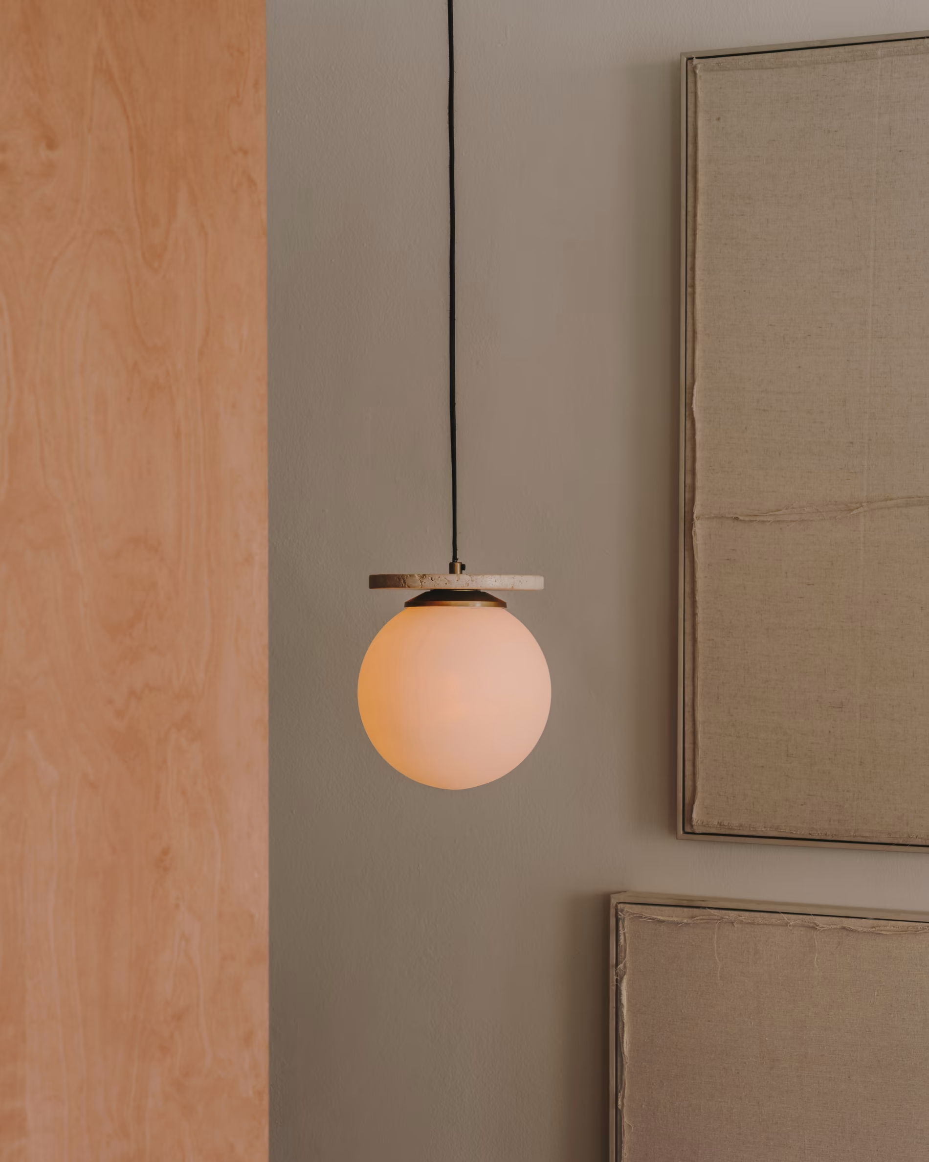 Lampa wisząca MALACHI biały La Forma    Eye on Design