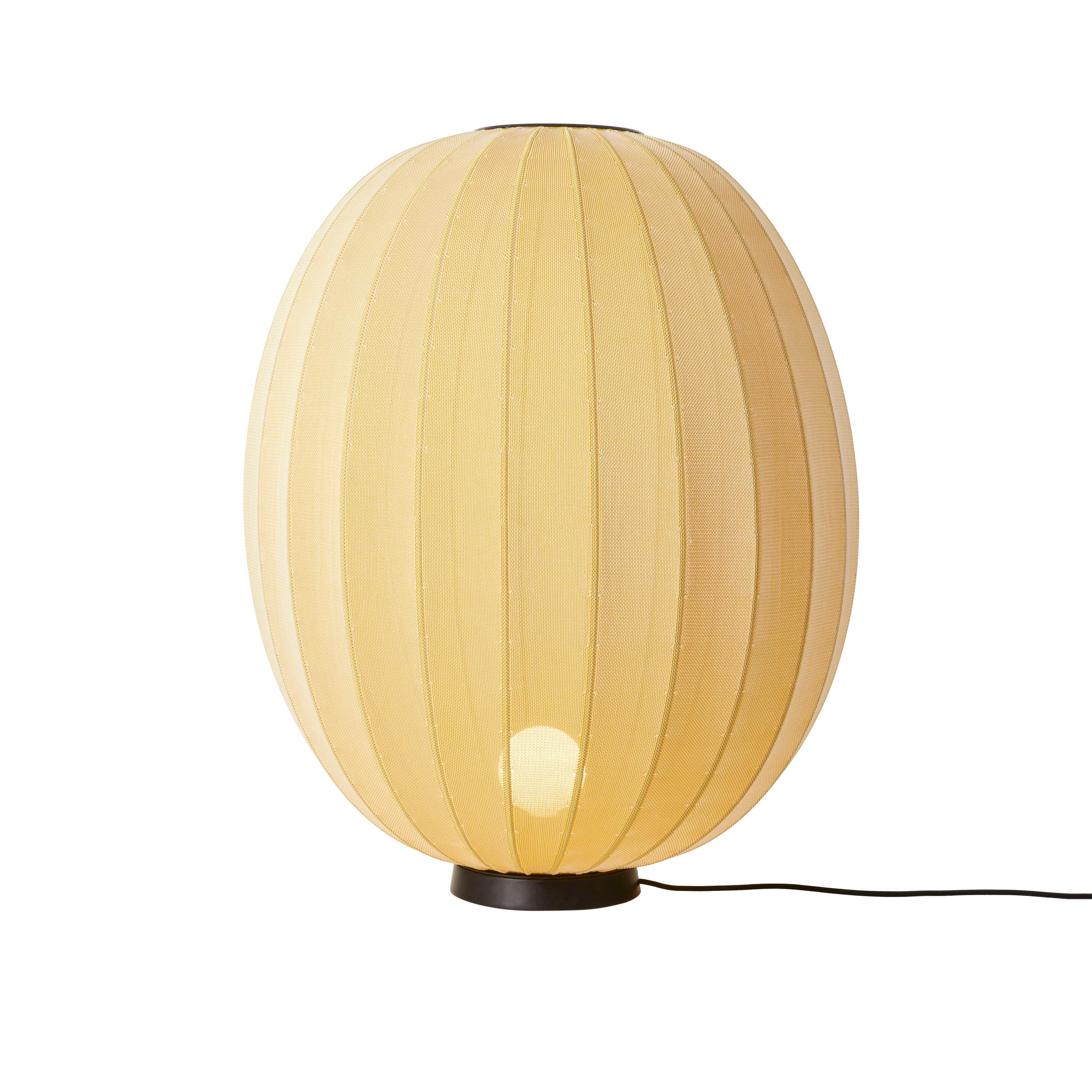 High Knit-Wit Level floor lamp Yellow