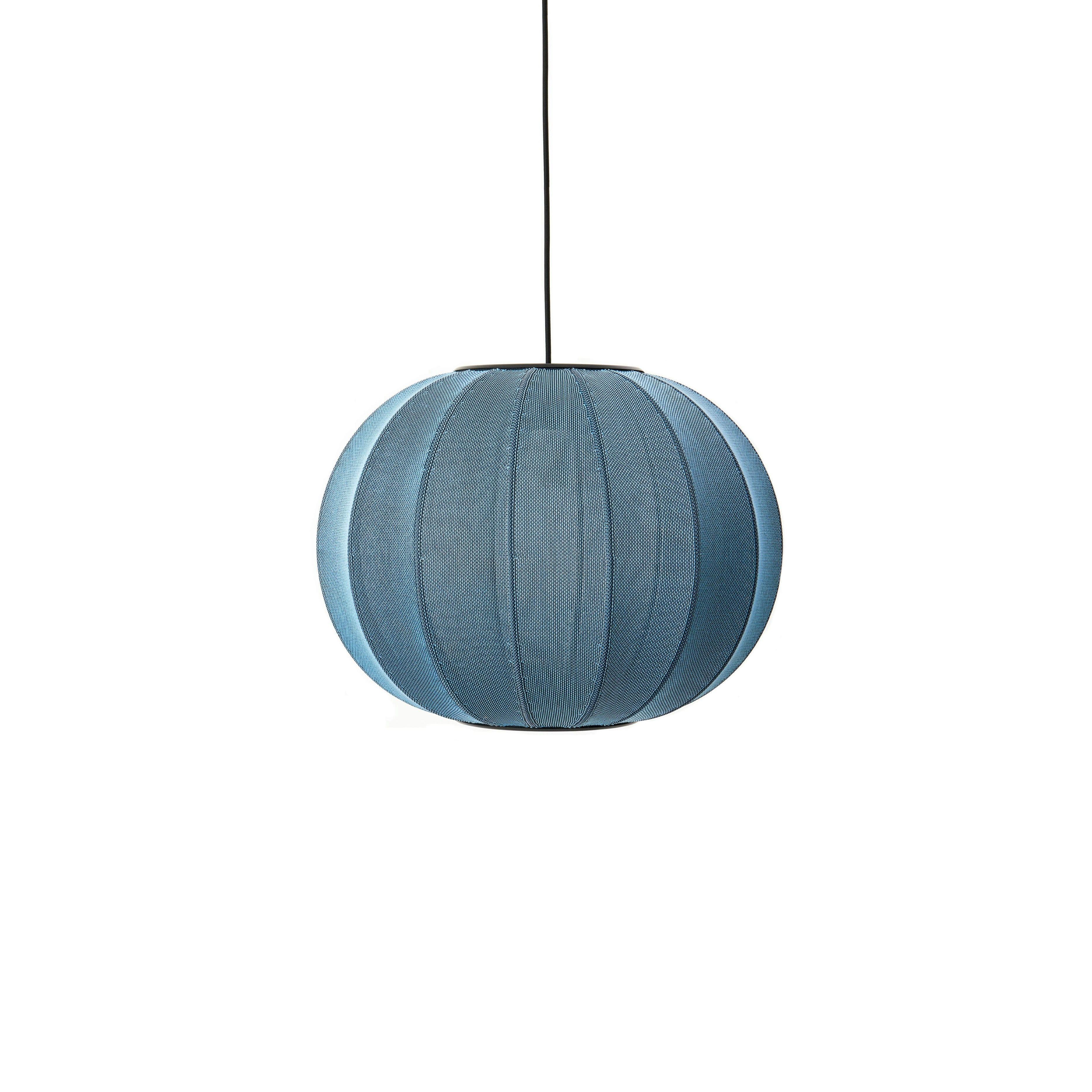 Knit-Wit Round Blue hanging lamp