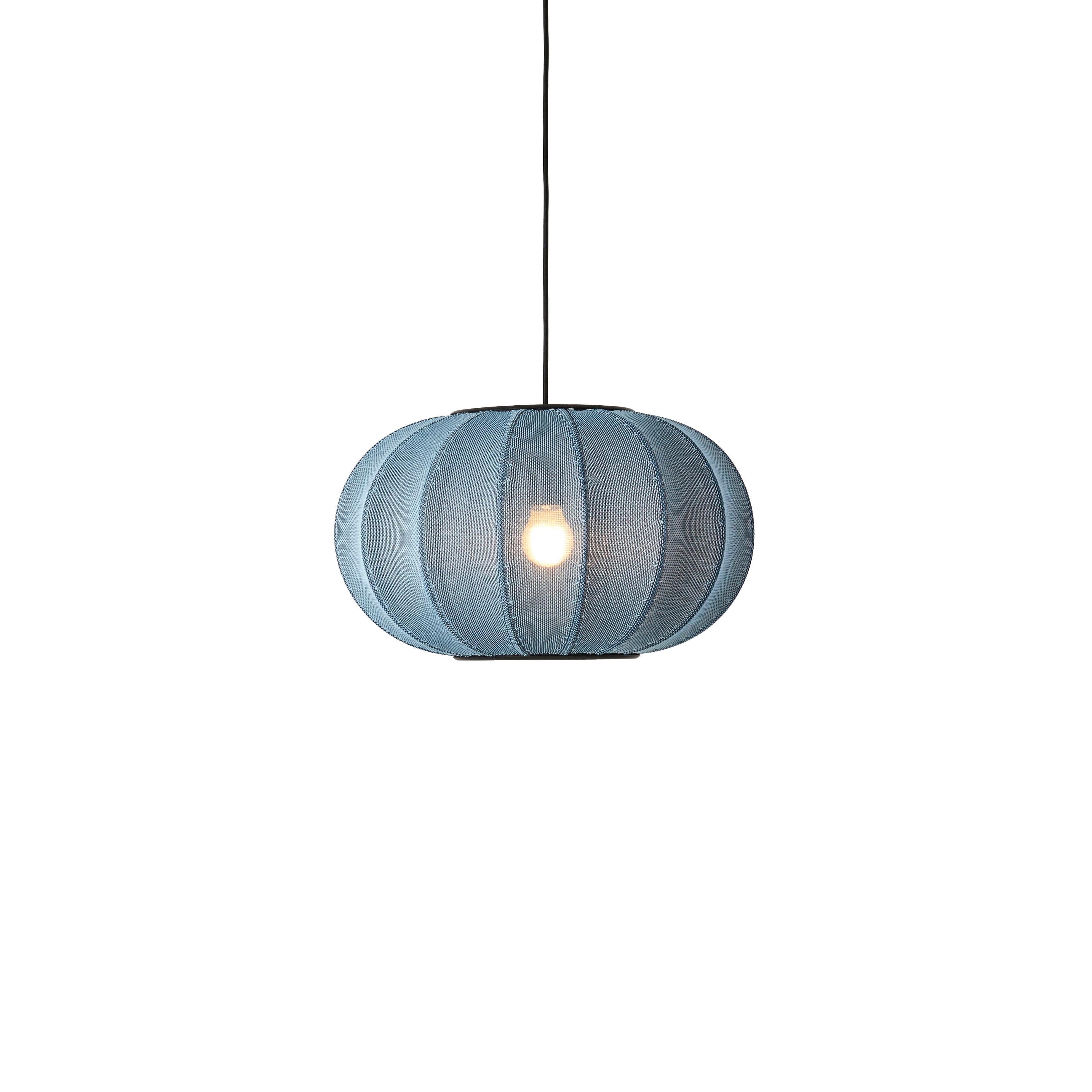 Knit-Wit Oval Blue hanging lamp