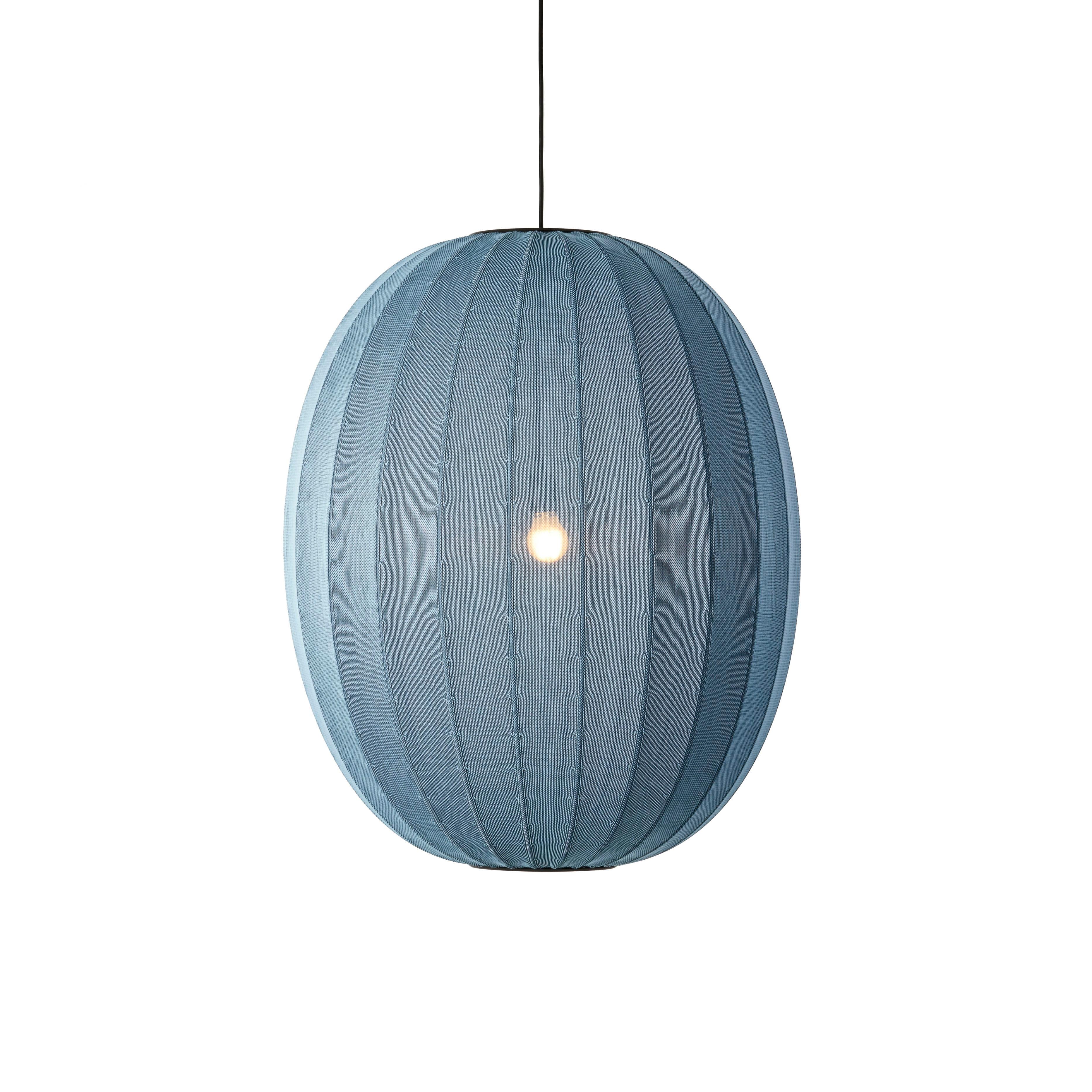 Knit-Wit High Blue hanging lamp