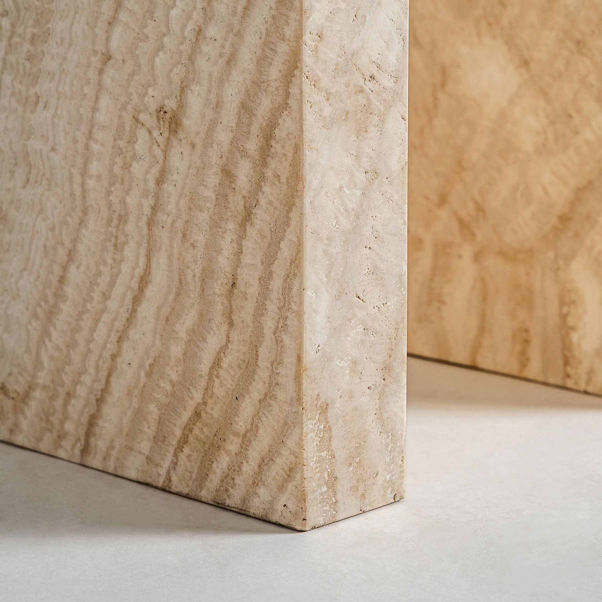 THIENNES Side Table in Travertine