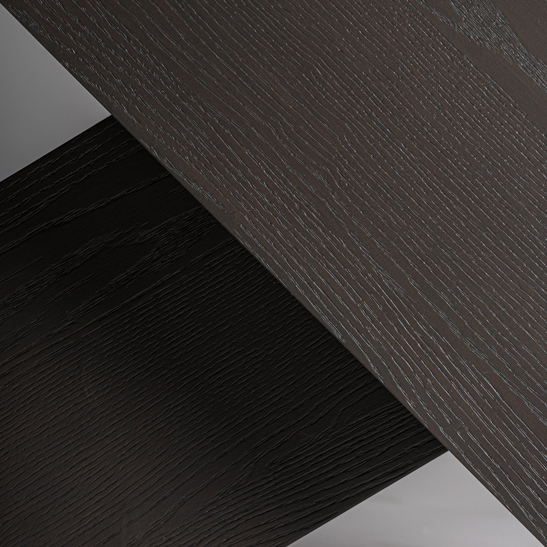 YVORE Table Dark Oak Wood