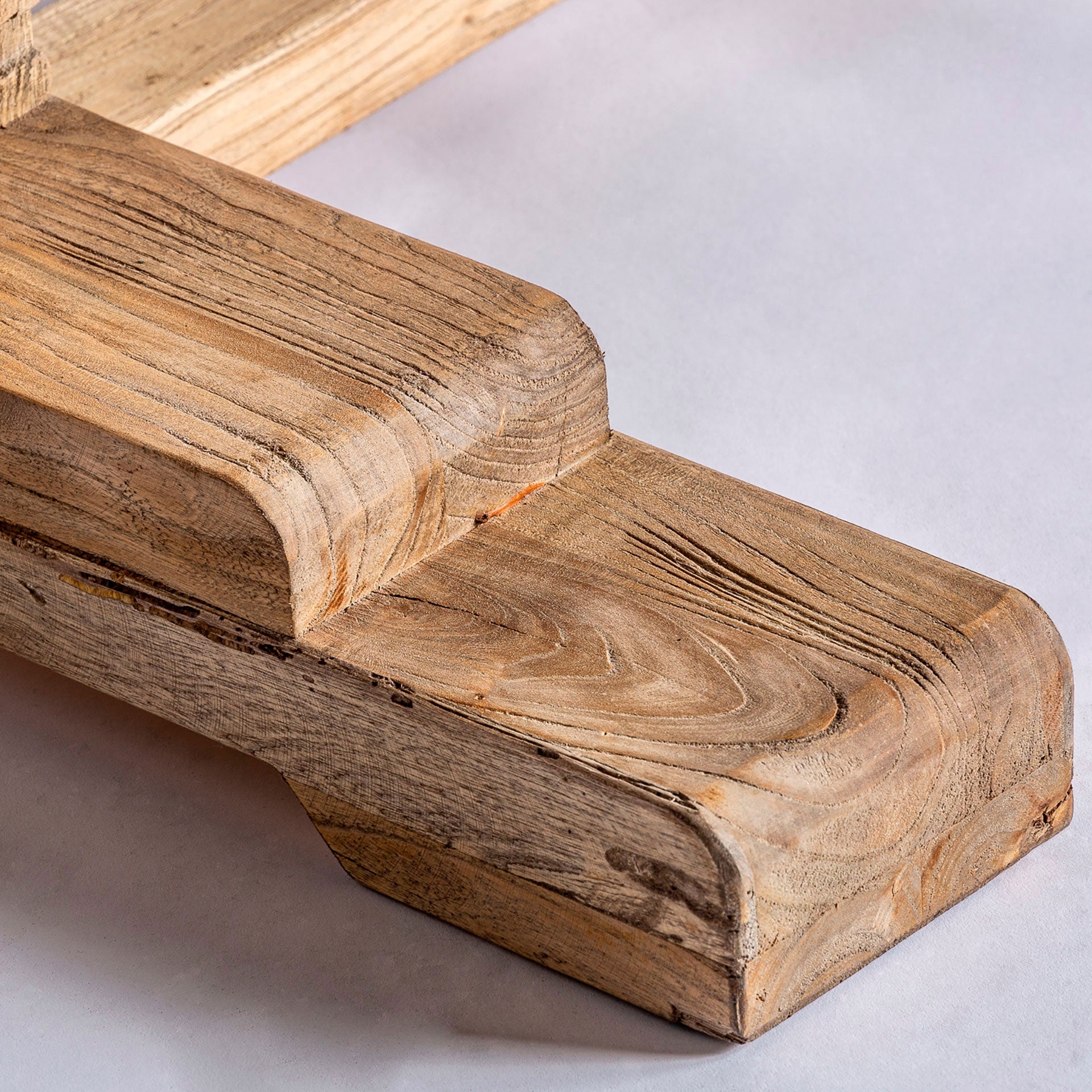 Extendable Table BERCA Recycled Ash Wood