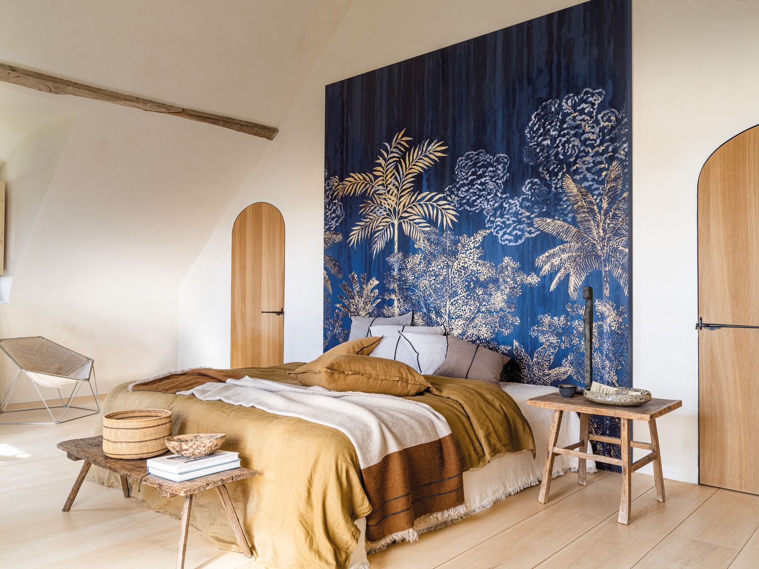 Palm-themed mural SIWA - MARINE/DORÉ navy blue with gold
