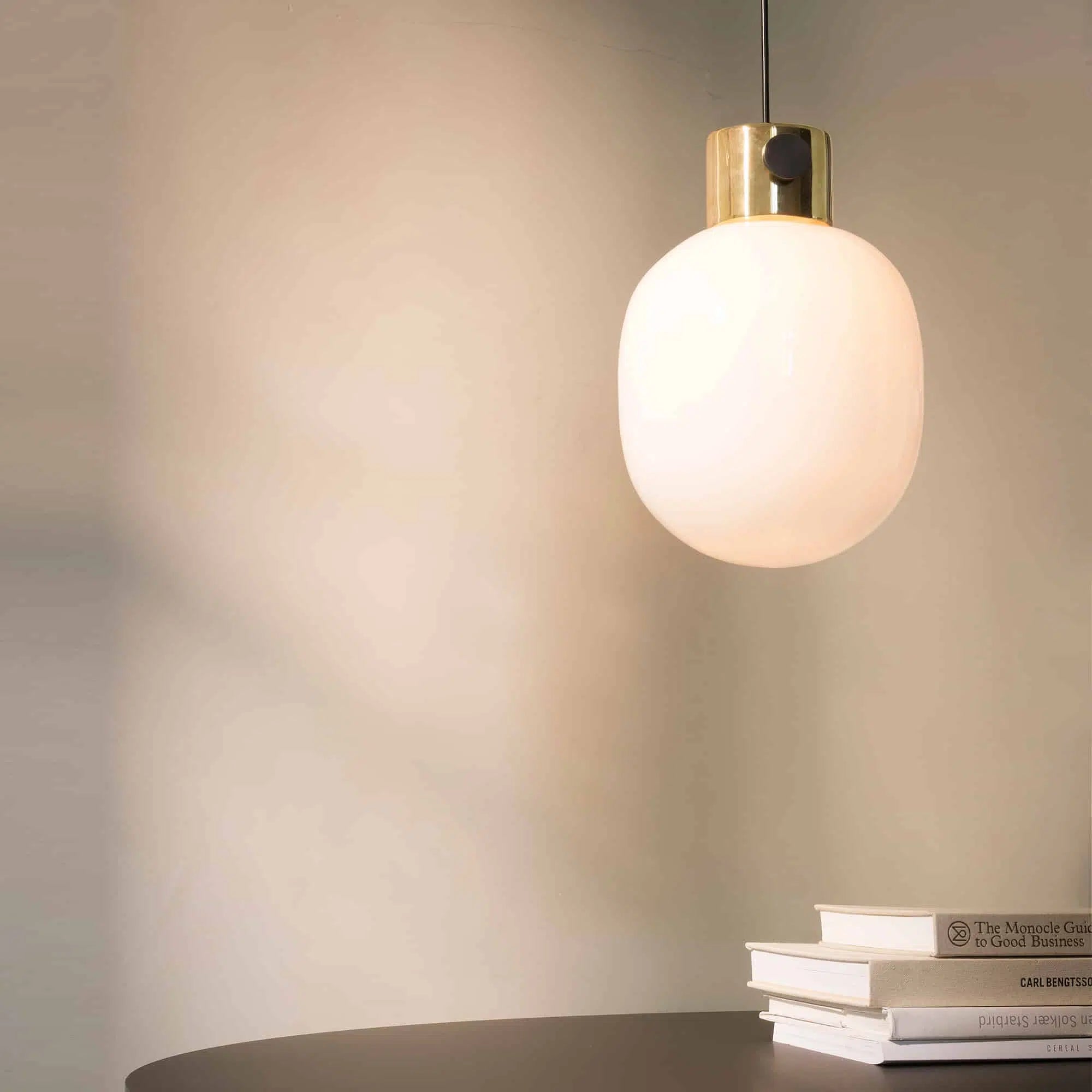 Lampa wisząca JWDA polerowany mosiądz