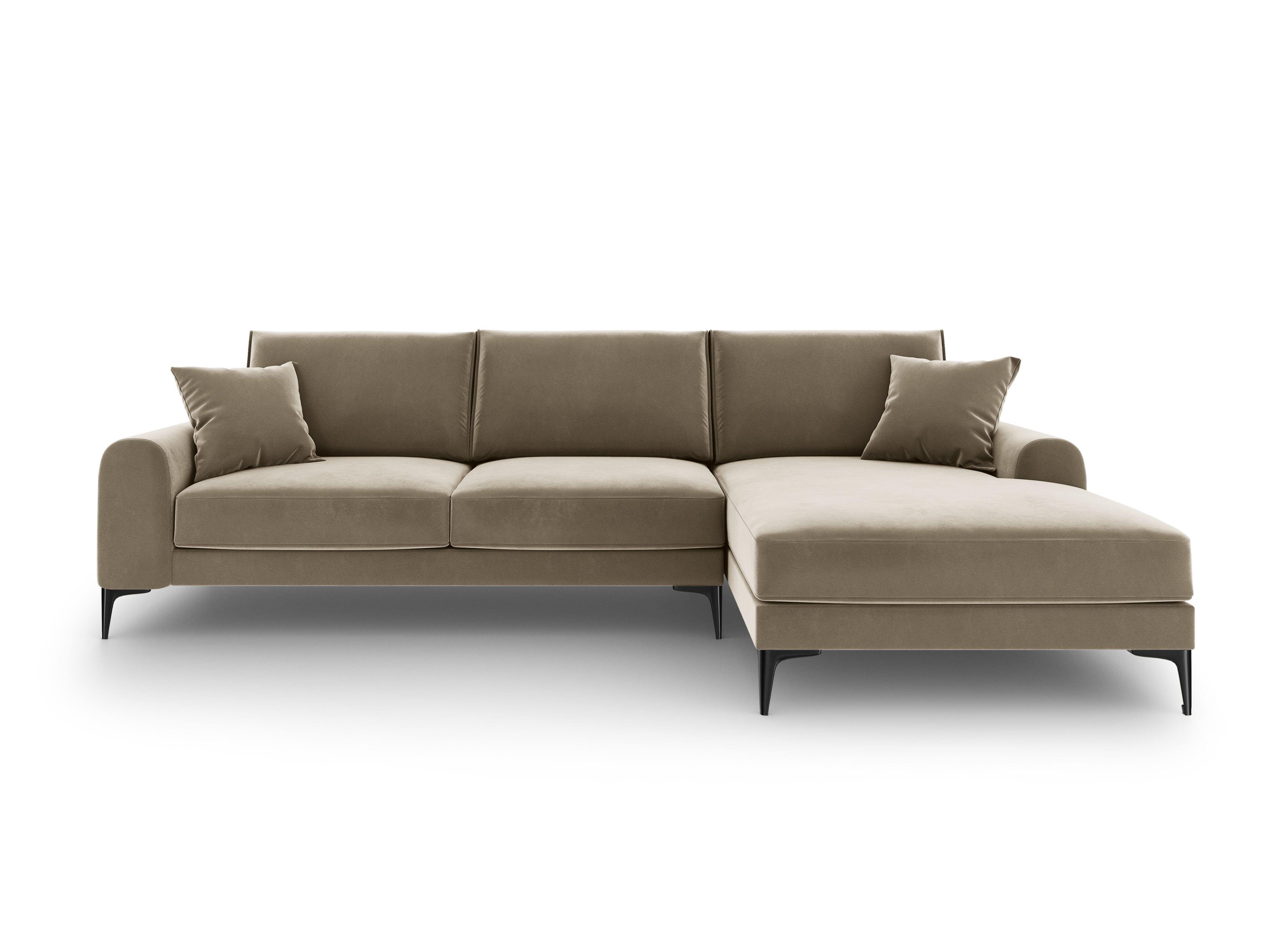 Narożnik aksamitny prawostronny MADARA cappuccino z czarną podstawą Mazzini Sofas    Eye on Design