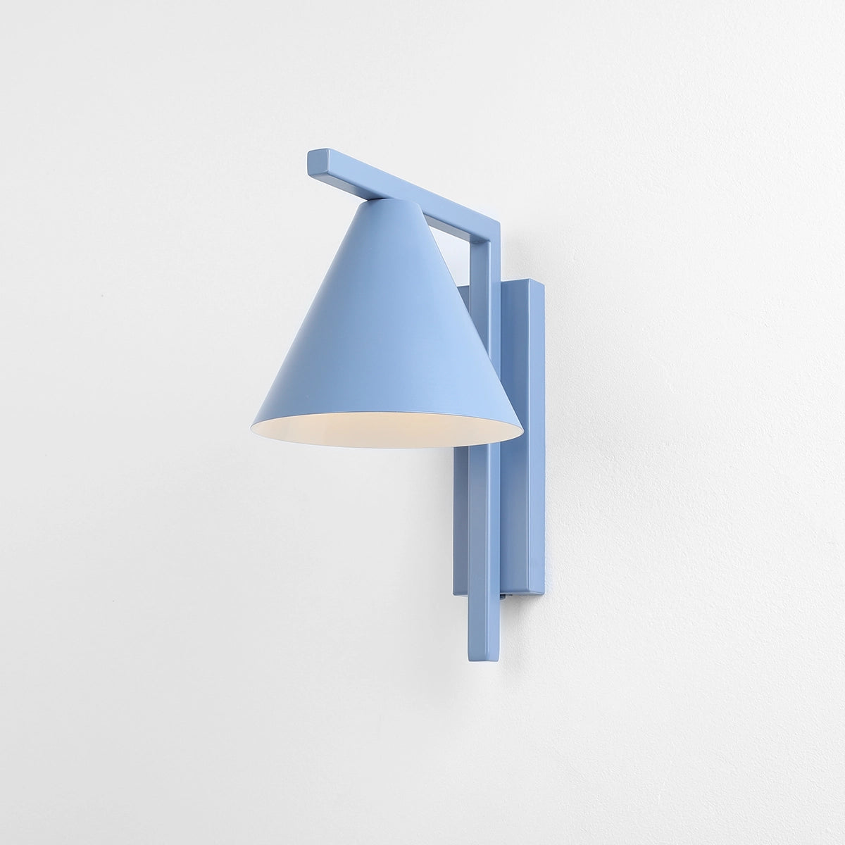 FORM blaue Wandleuchte