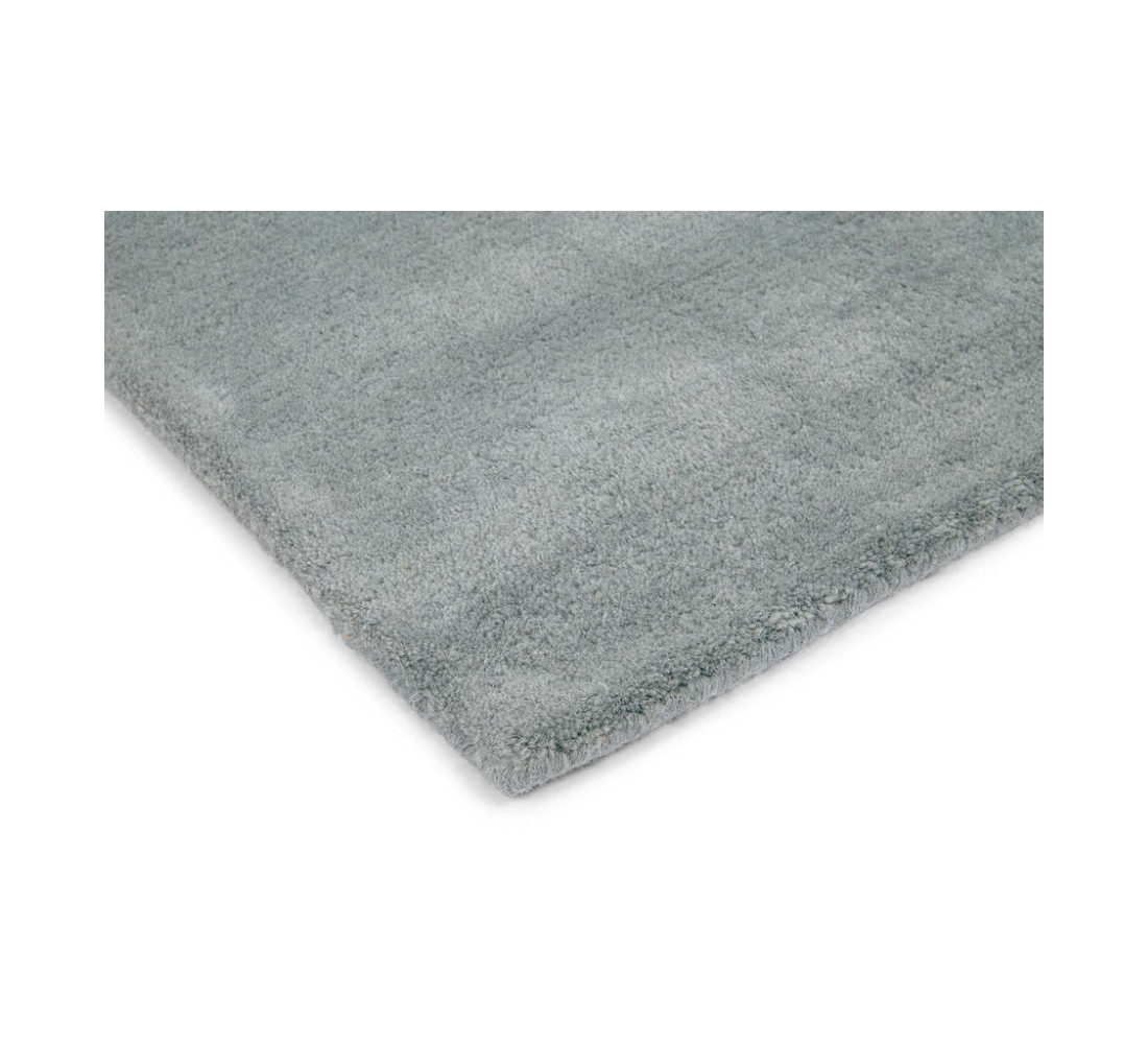 Plaid gray rug blue