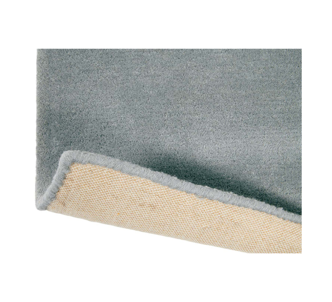 Plaid gray rug blue