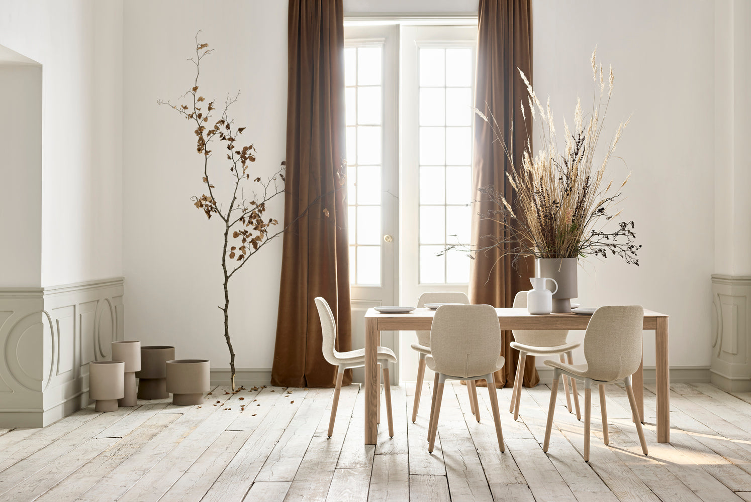 Node folding table bleached oak wood