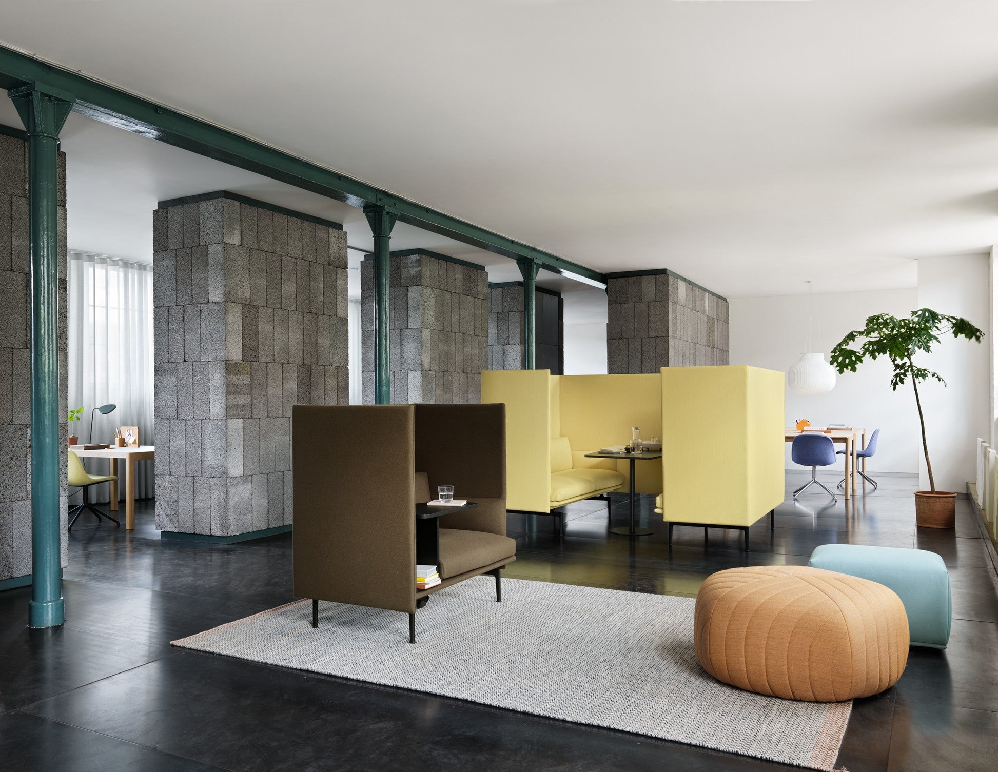 2-Seater Sofa OUTLINE HIGHBACK Upholstered