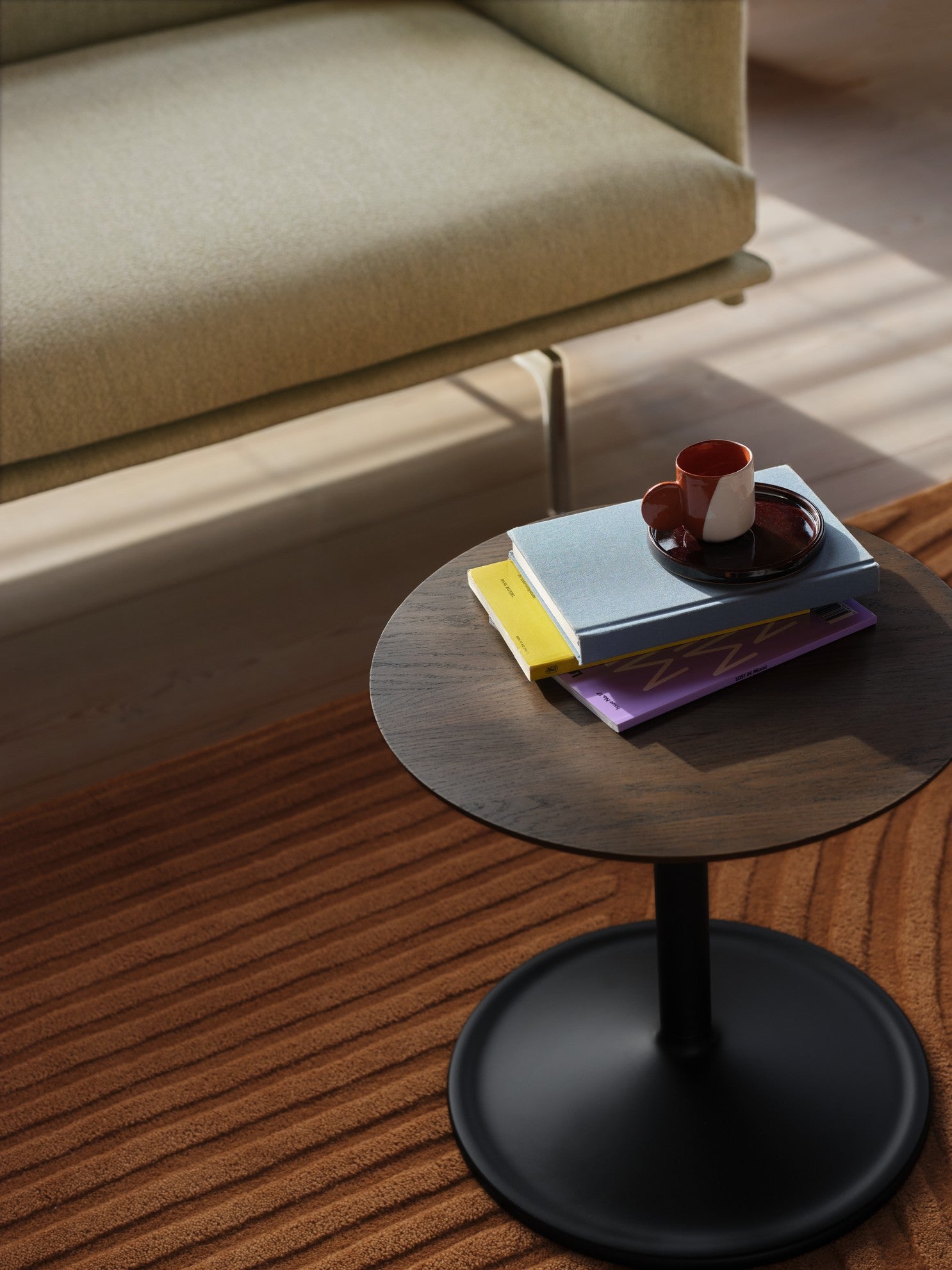 RELEVO rug brick