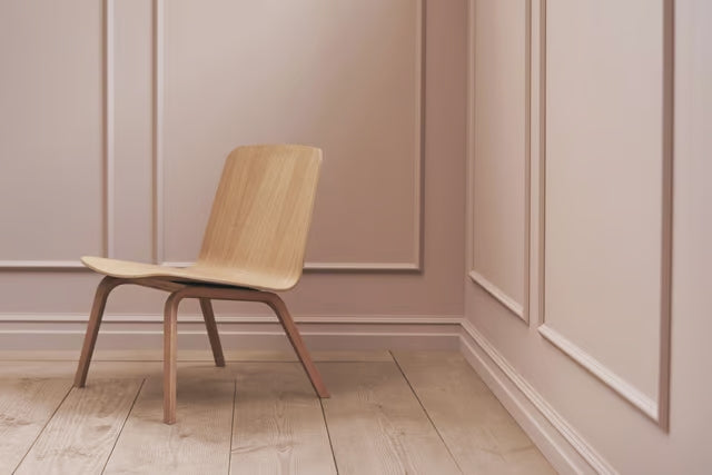 Palm armchair upholstered with an oak base