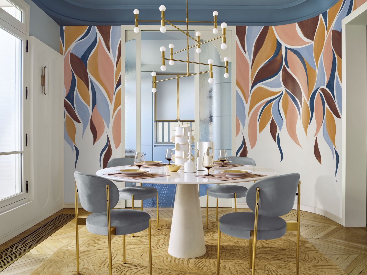 GRACILIS mural in brown with blue