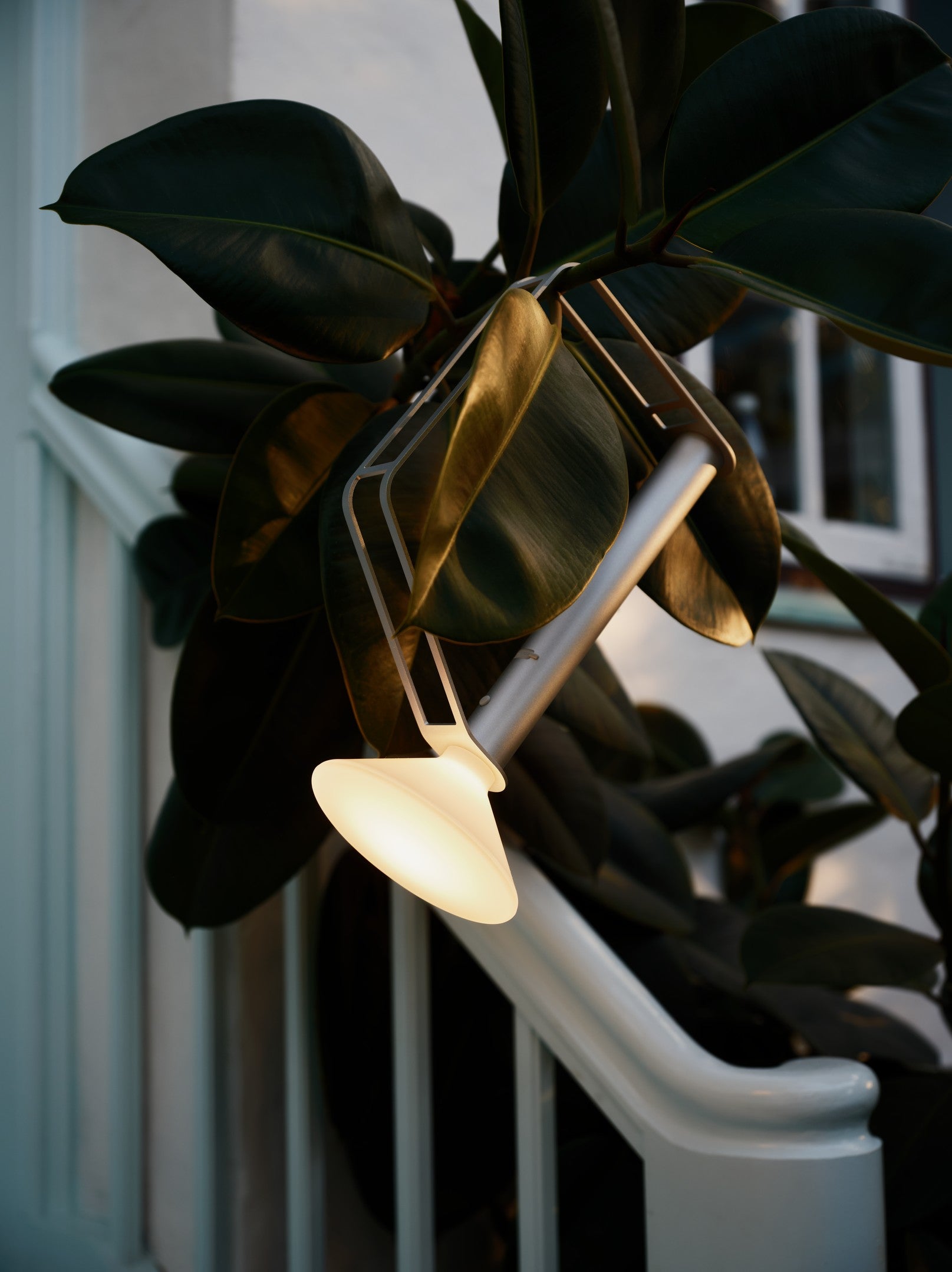 Portable outdoor lamp PITON silver