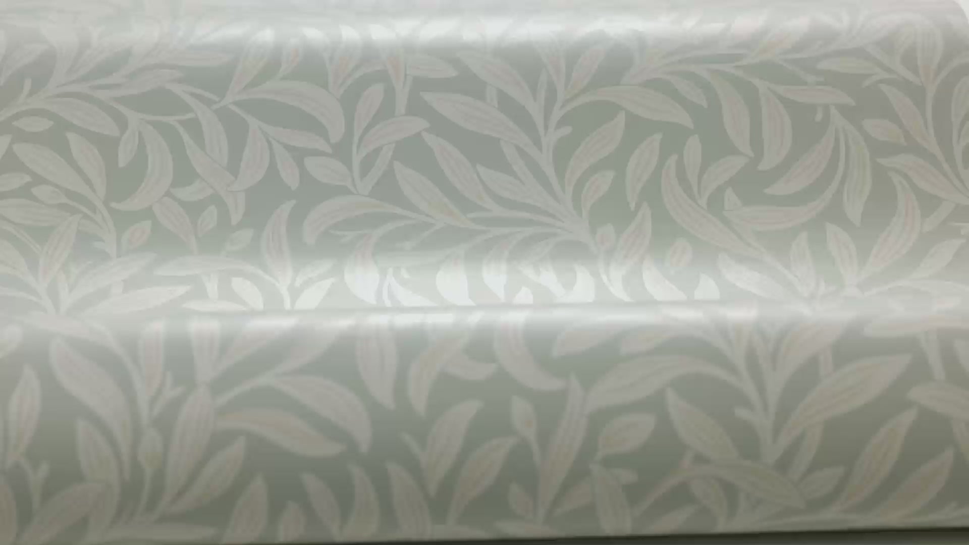 VINTERGRONA Green and Beige Leaf Patterned Wallpaper