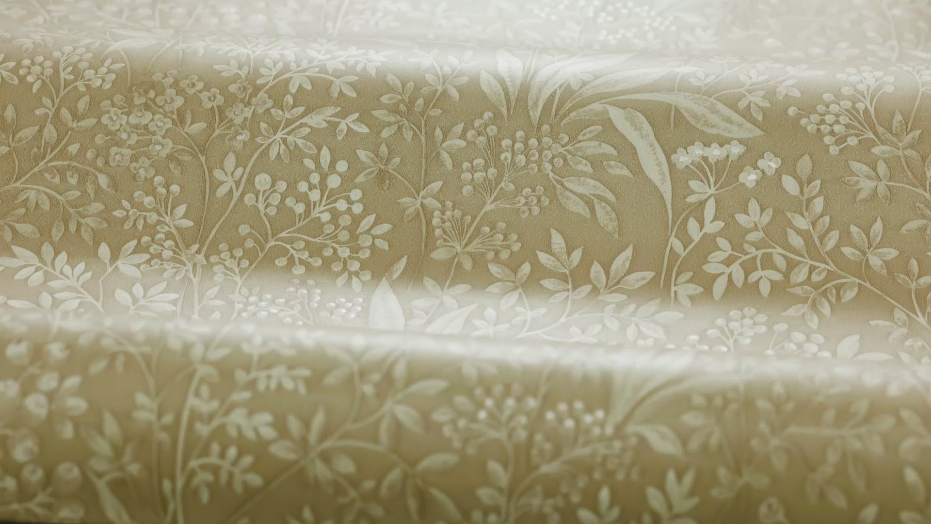 Vlies-Tapete mit pflanzlichem Muster NOCTURNE in Gold und Beige