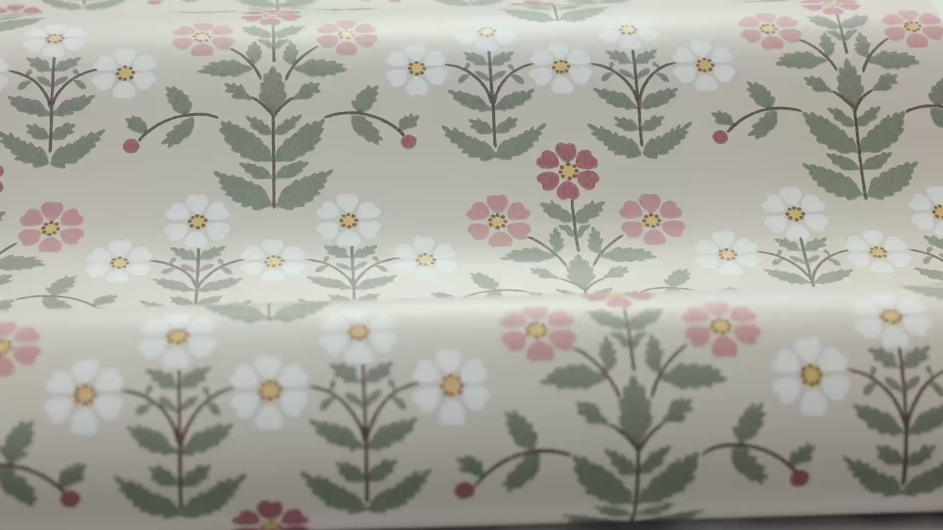 SIPPOR Brown Floral Plant Motif Wallpaper with White