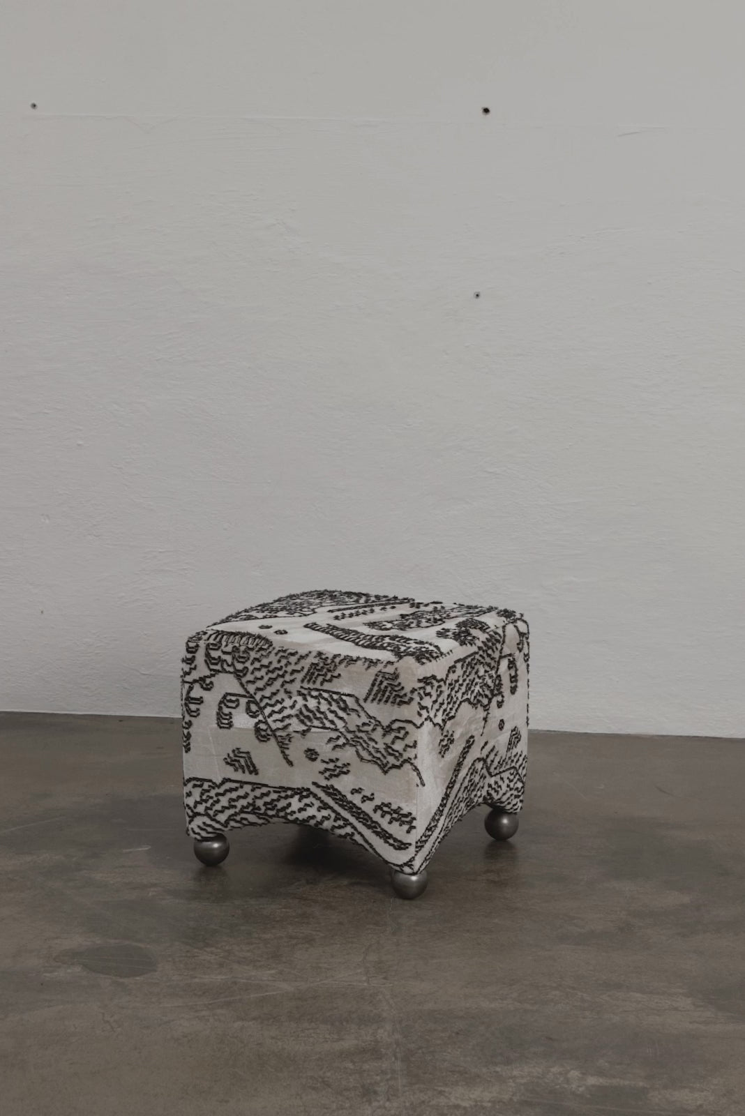 Puf ARC SMALL gepolstert