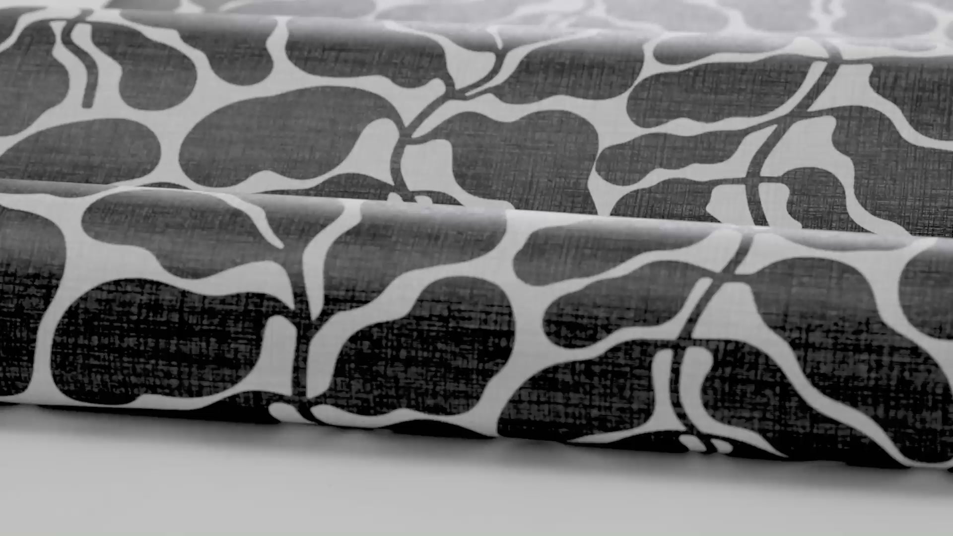 Non-woven paper wallpaper with a botanical pattern MY SECRET GARDEN black and white