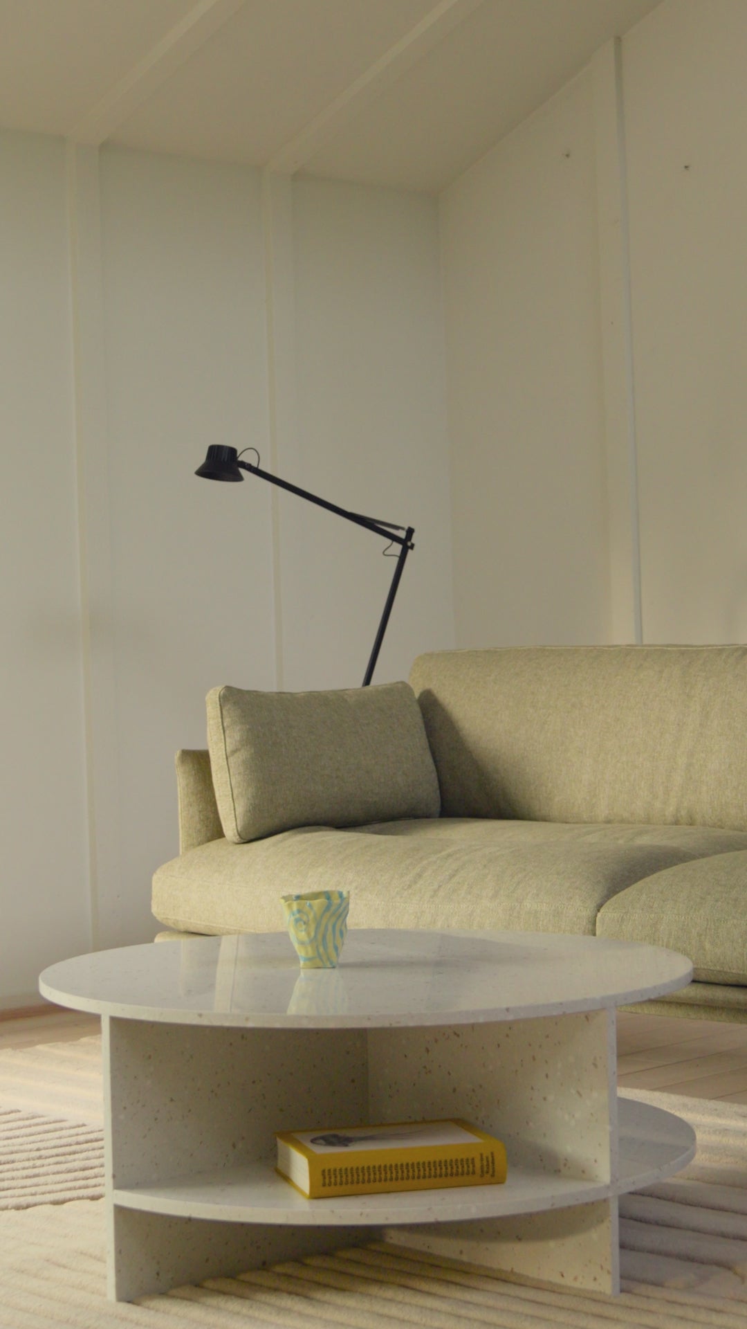 Adjustable reading floor lamp DEDICATE black