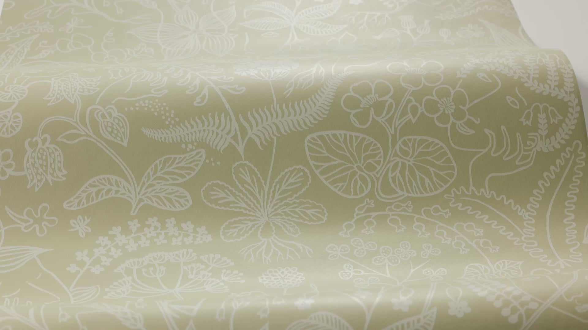 GRAZIA Floral Pattern Wallpaper in Sandy Beige