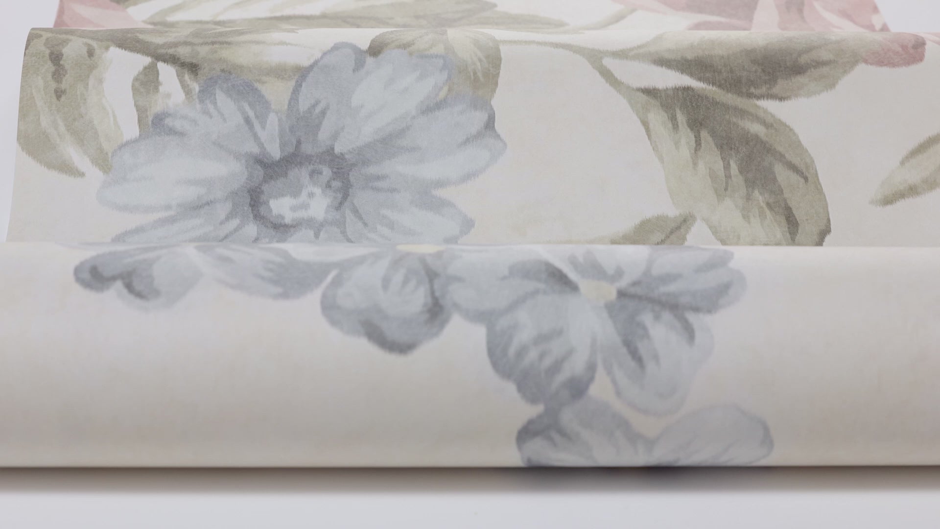 Cream floral motif mural FLOWER GARDEN with pink