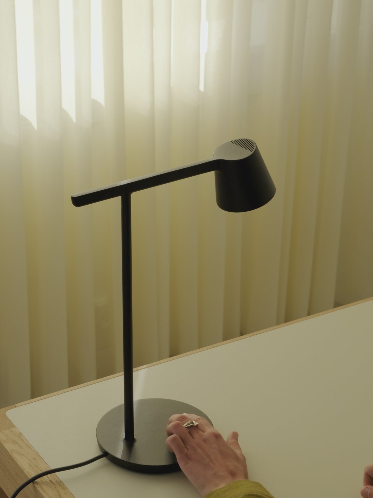 TIP brick office lamp