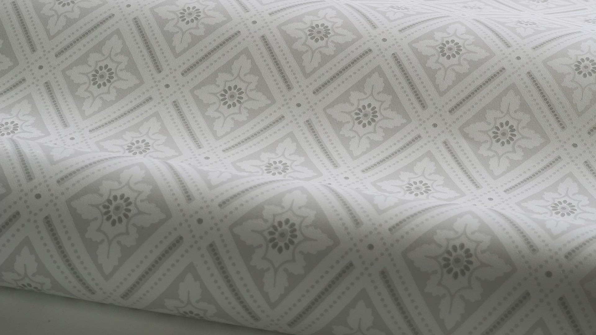 Vlies-Tapete mit geometrischem Muster ESTER grau mit Weiß