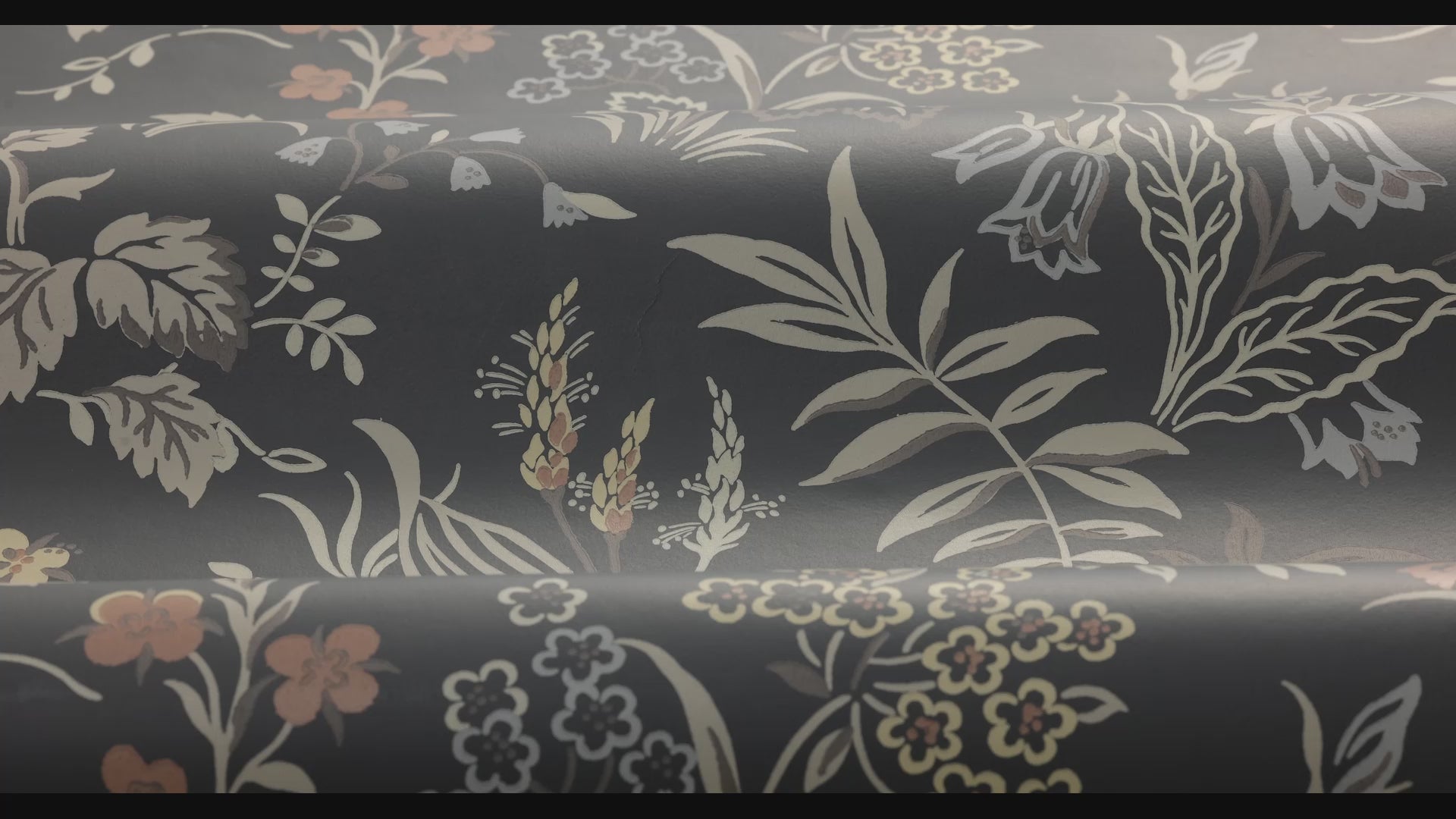 FOLKLORE Brown Floral Pattern Wallpaper with Beige