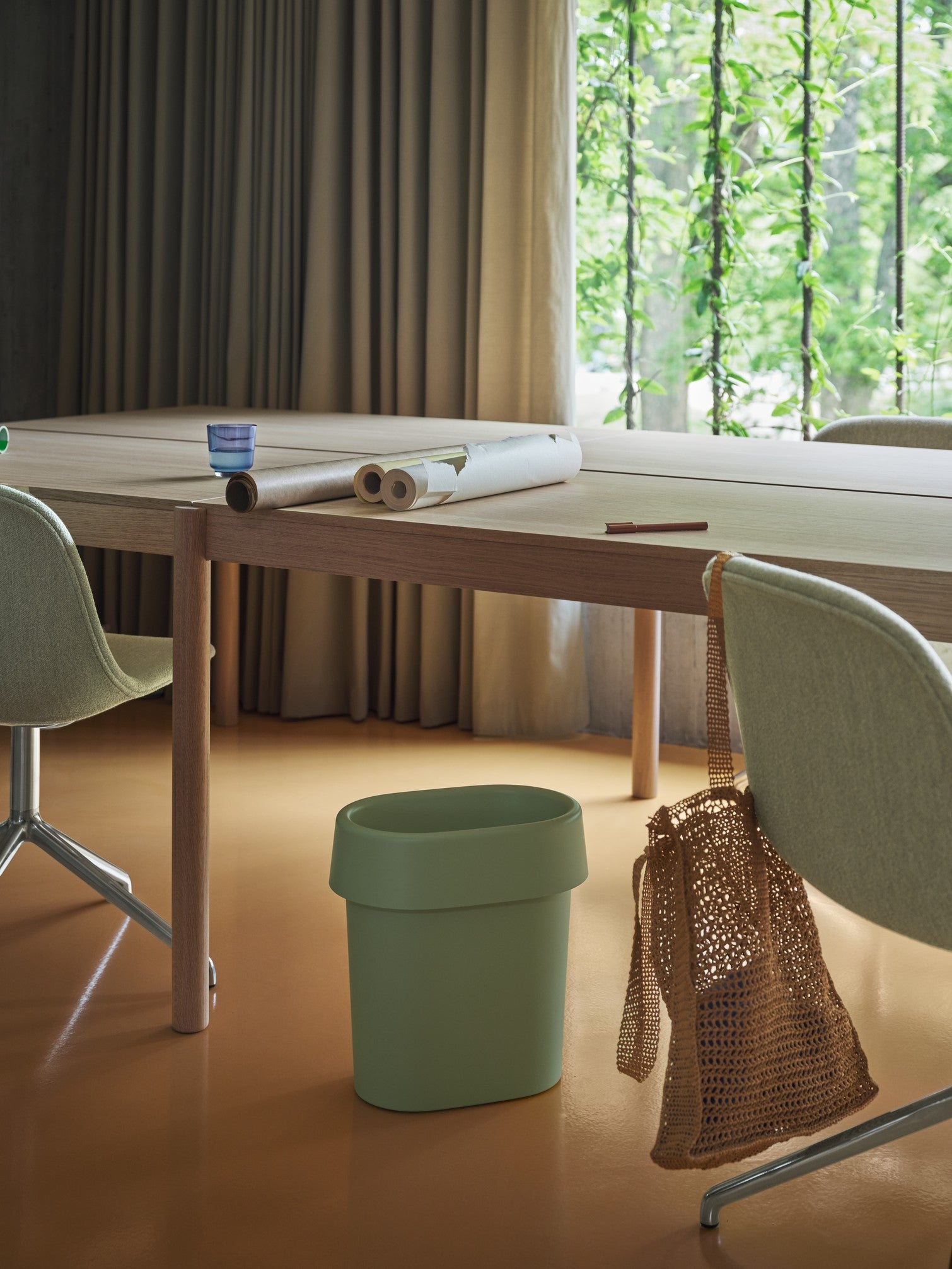 LINEAR SYSTEM Office Desk - CONFIGURATION 2 Oak Veneer