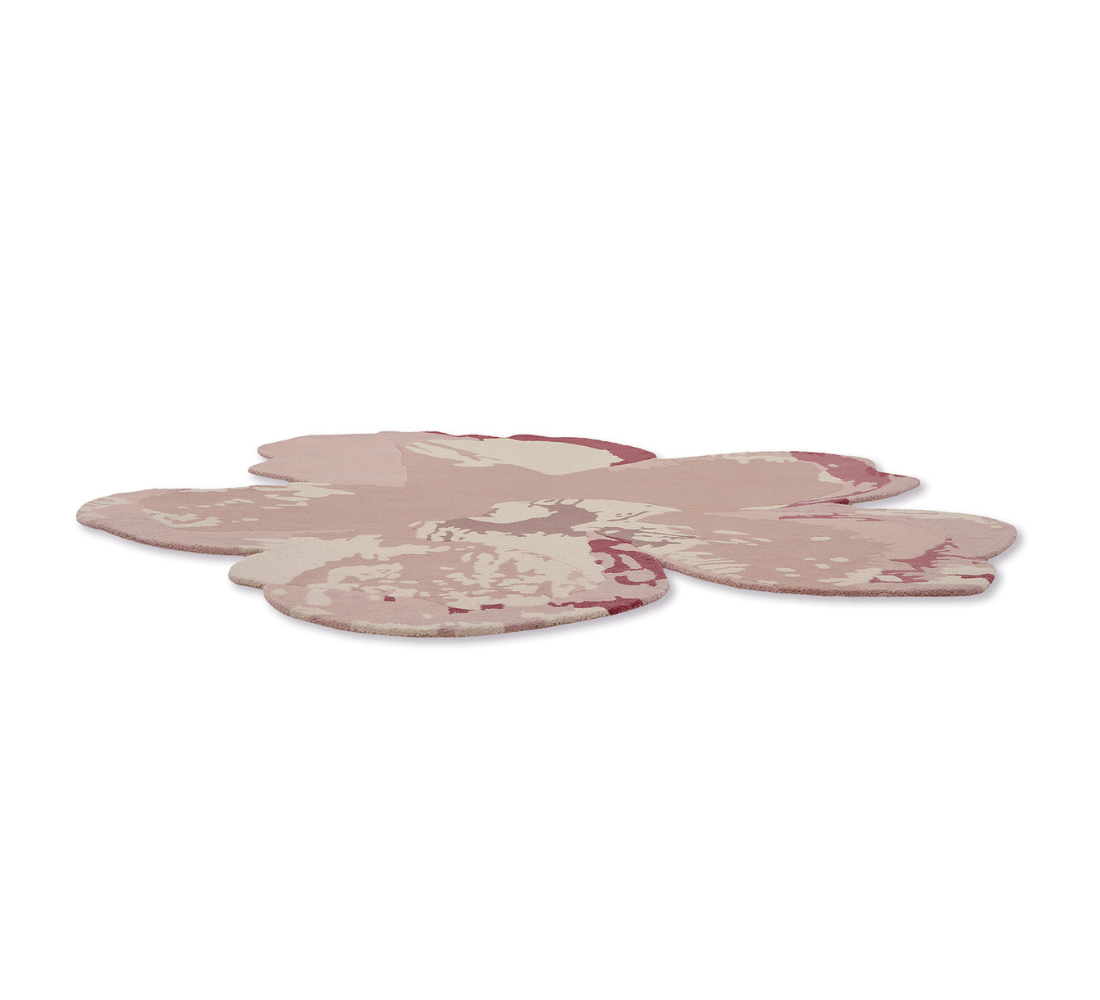 Shaped rug magnolia light pink