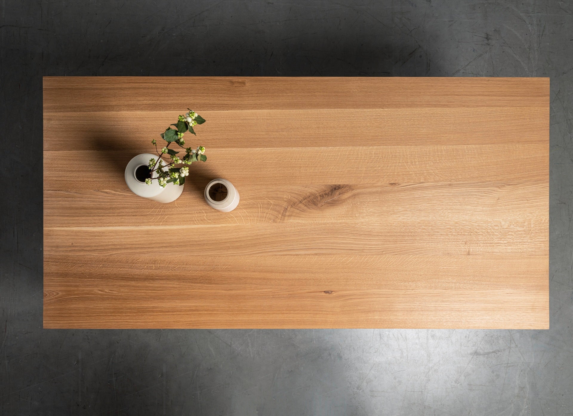 ALEX Table with Oak Top and Black Steel Base