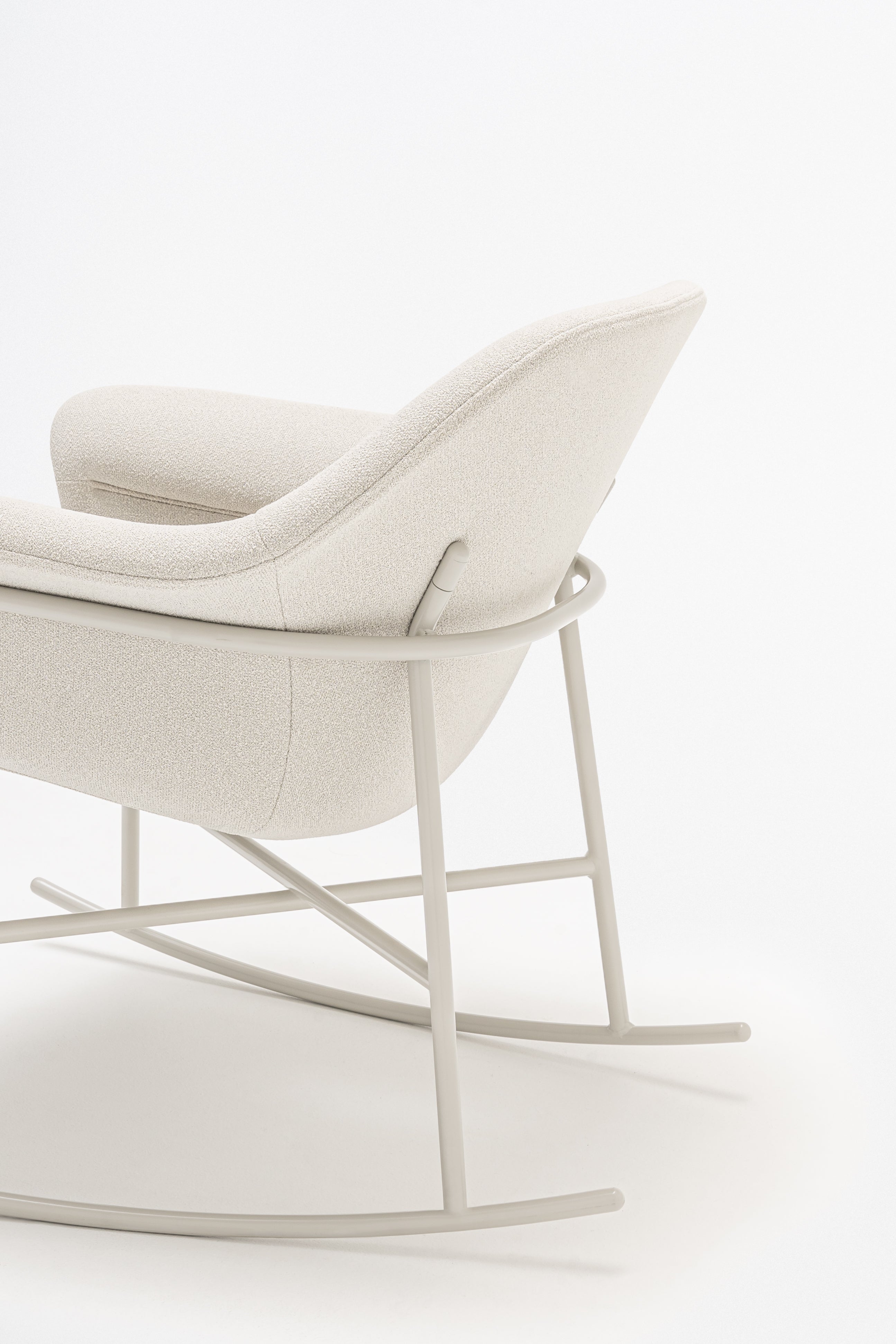 ISMO Armchair Rock base