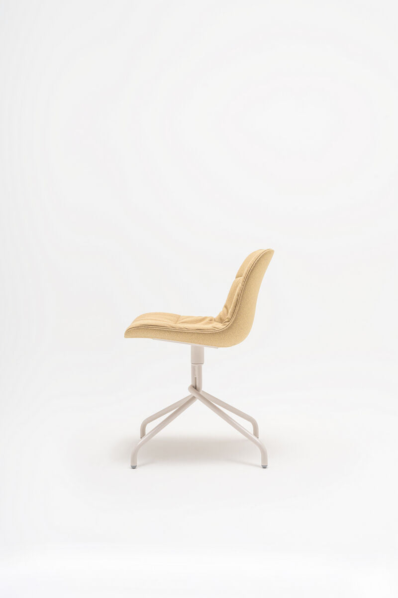 Krzesło obrotowe BALTIC 2 SOFT DUO z metalową podstawą - kolor do wyboru [Milena] MDD    Eye on Design