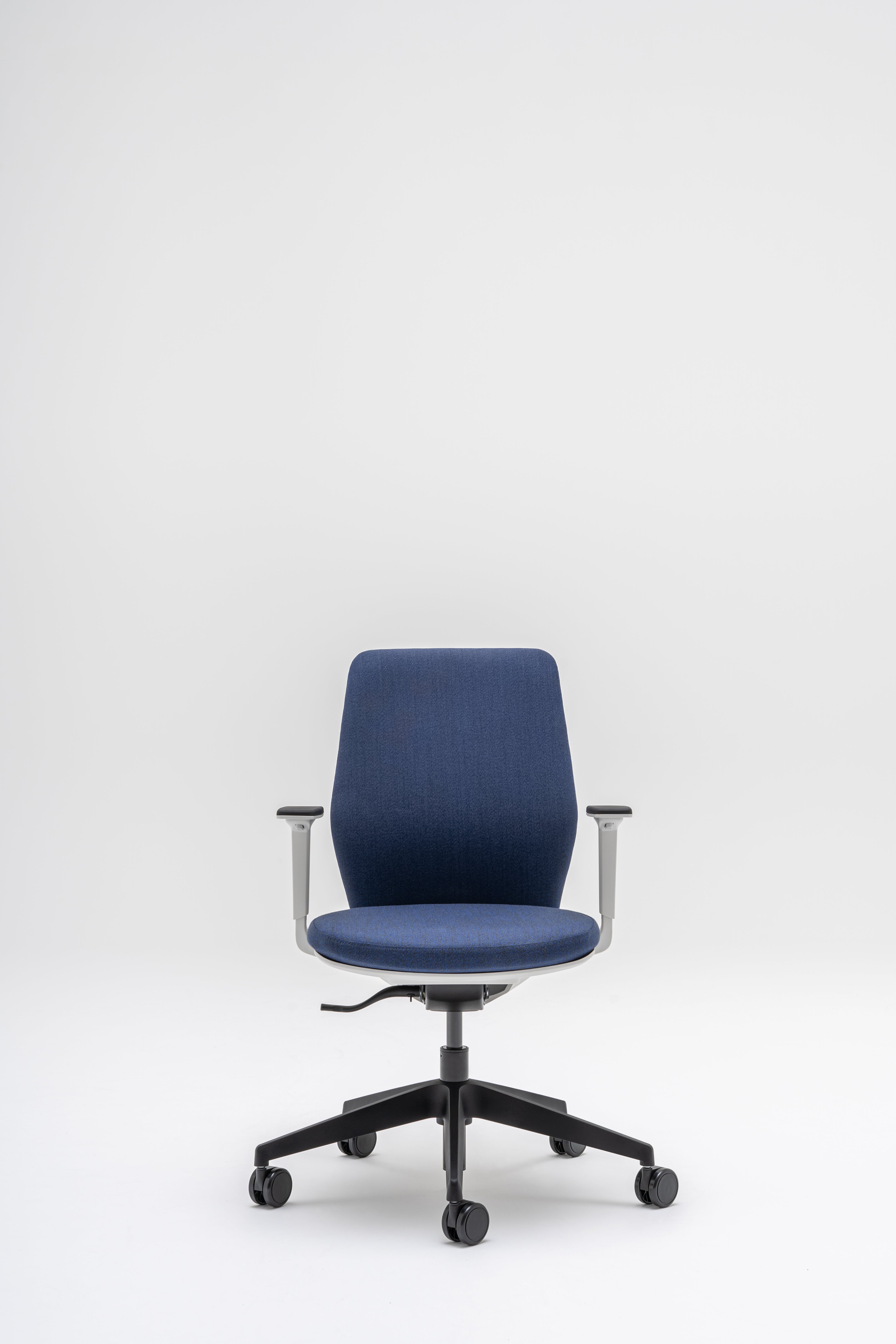 Armchair with upholstered EVO backrest adjustable base with wheels to the soft surface