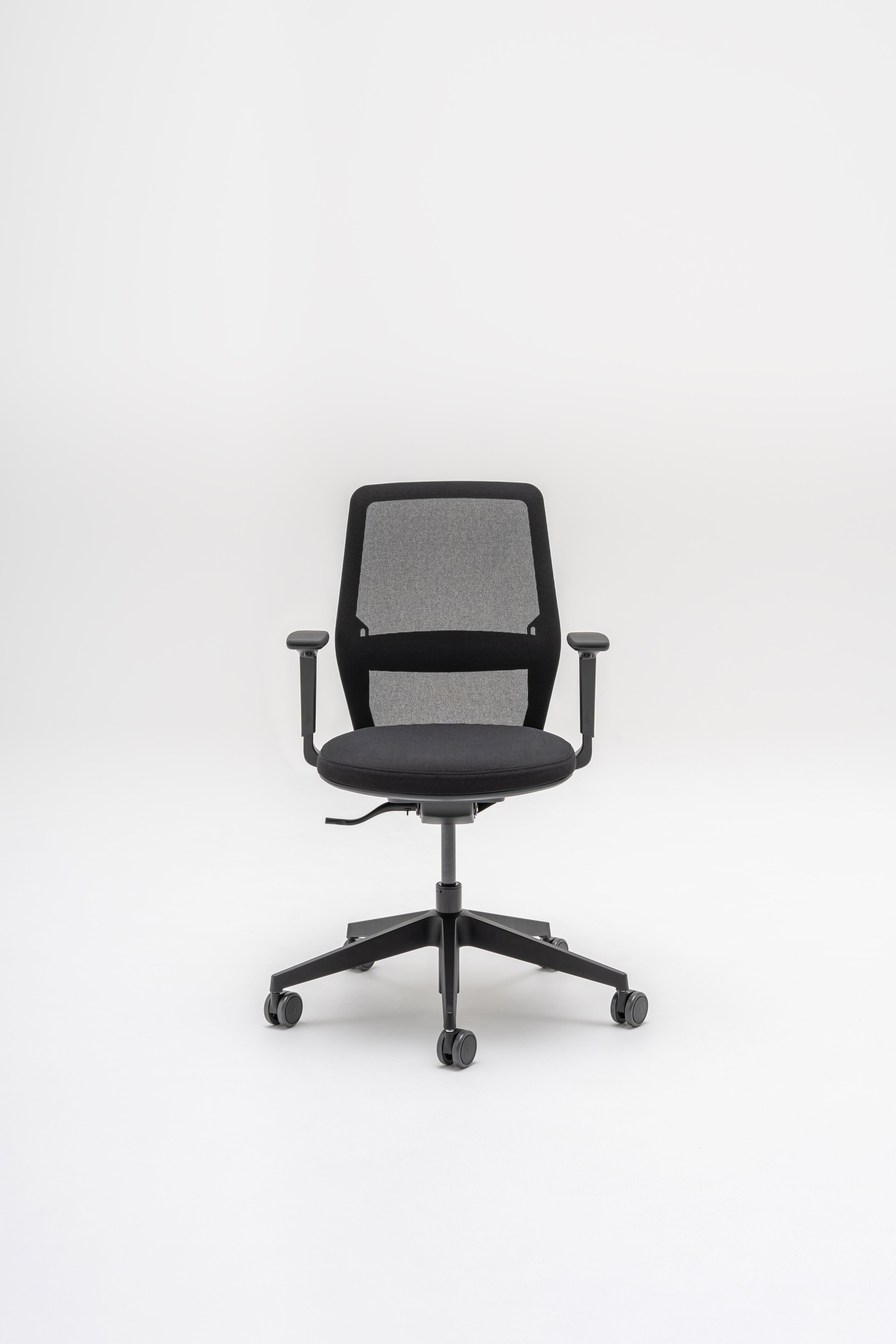 Armchair with an openwork EVO backrest adjustable base with wheels to the soft surface