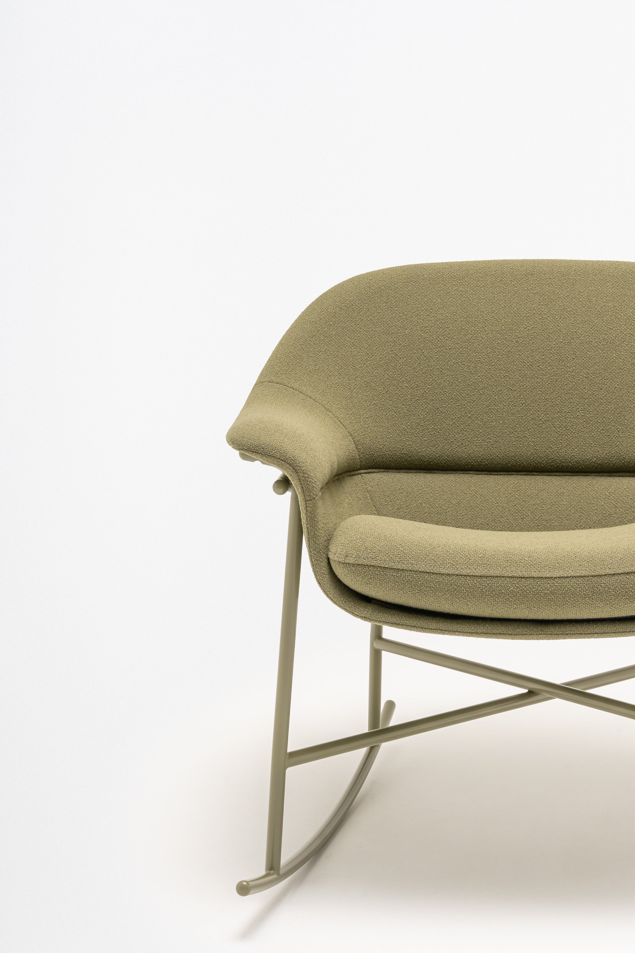 ISMO Armchair Rock base