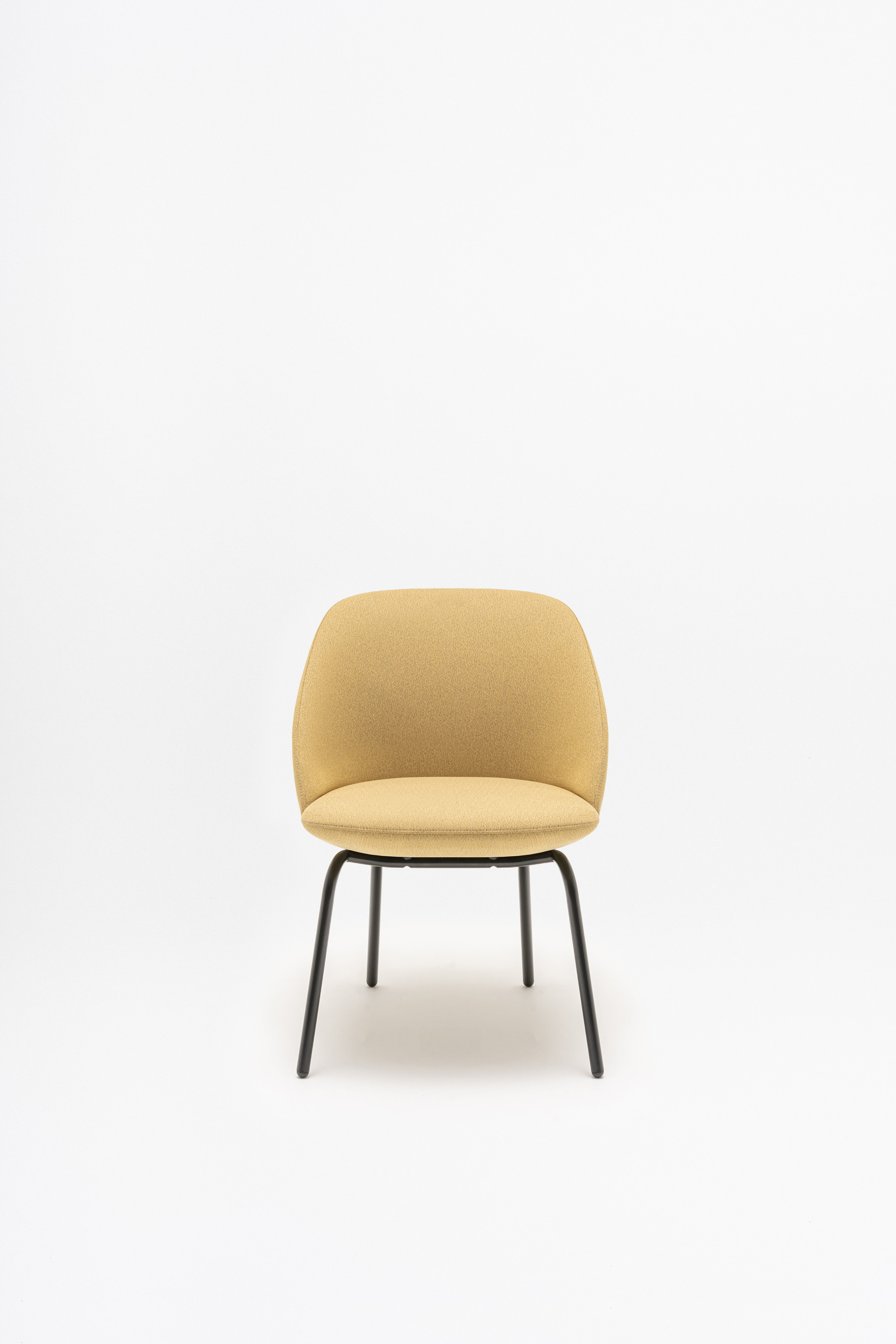 Armchair with low backrest parallel four -legged base