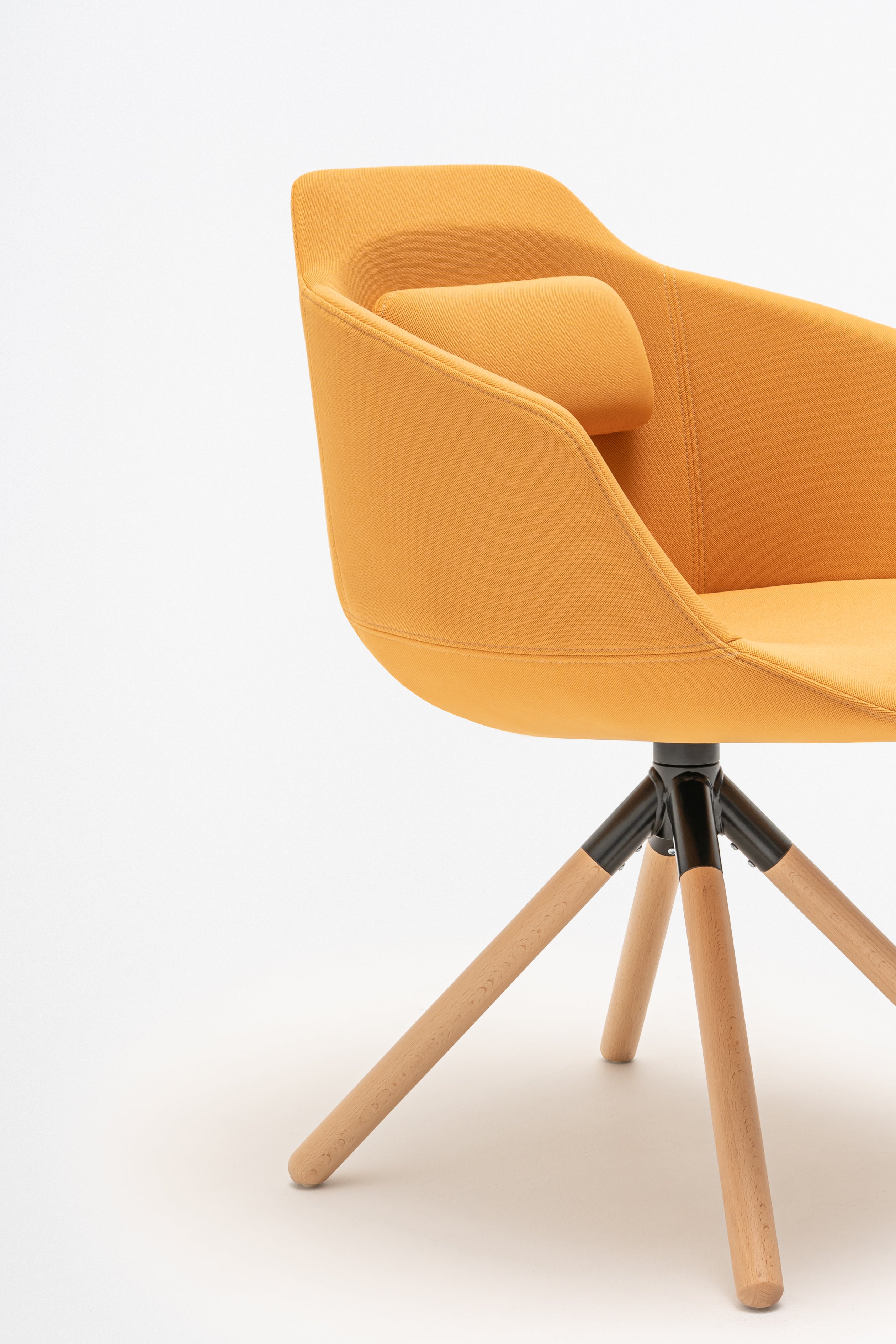 Office chair Ultra wooden base
