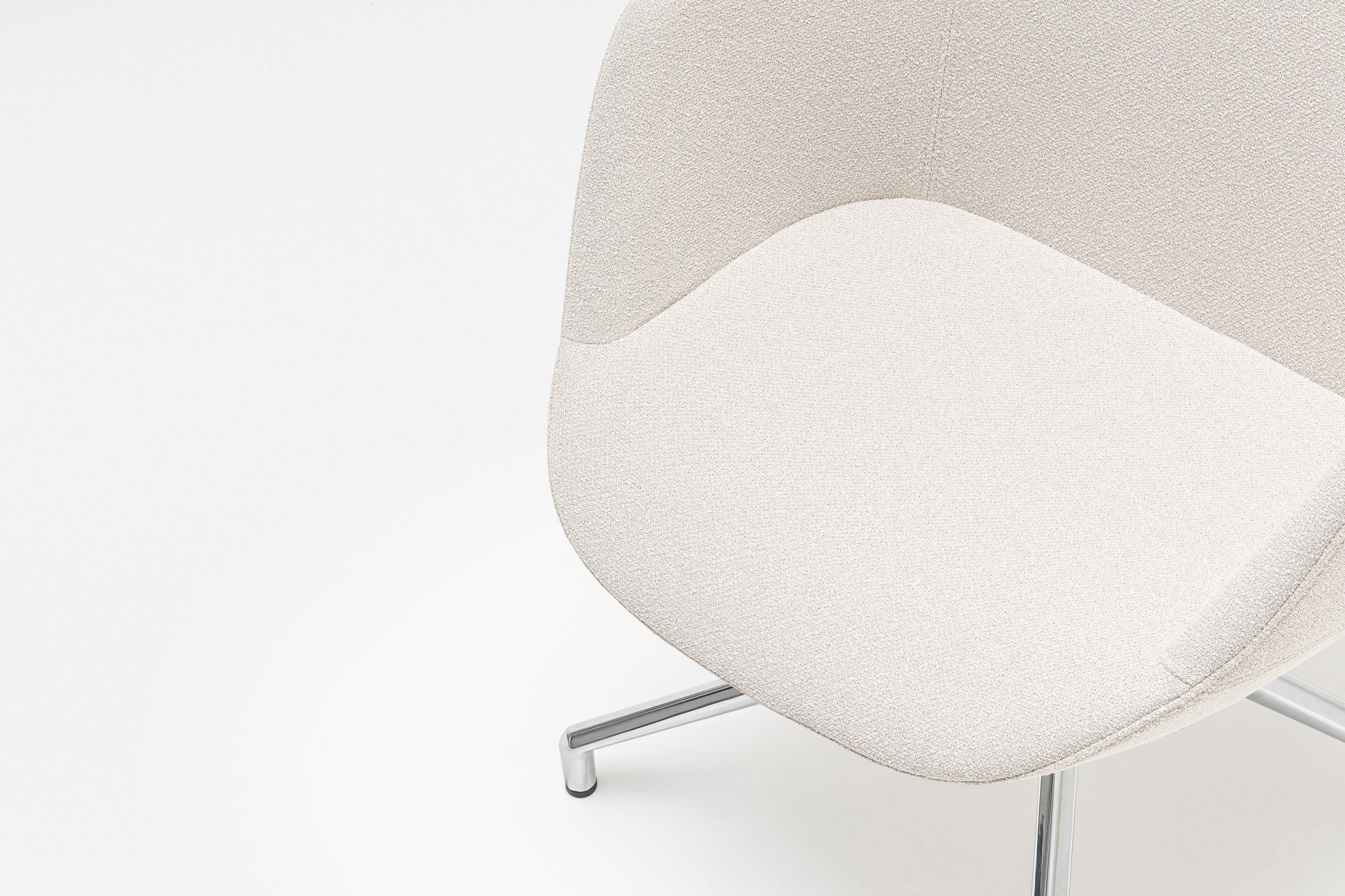 Polierte Aluminiumbasis von Ultra Stuhl