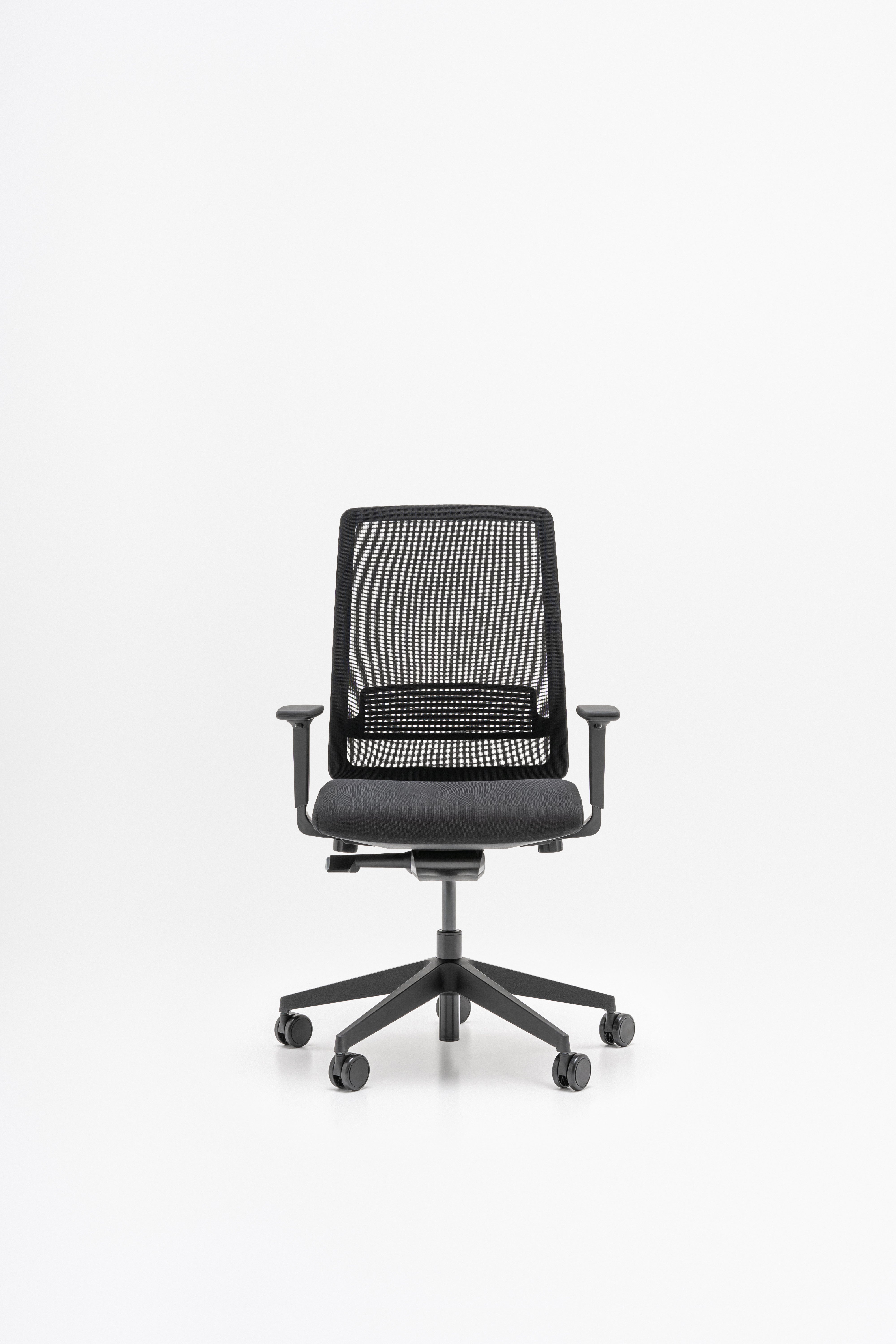 Apex office chair with wheels to a soft surface