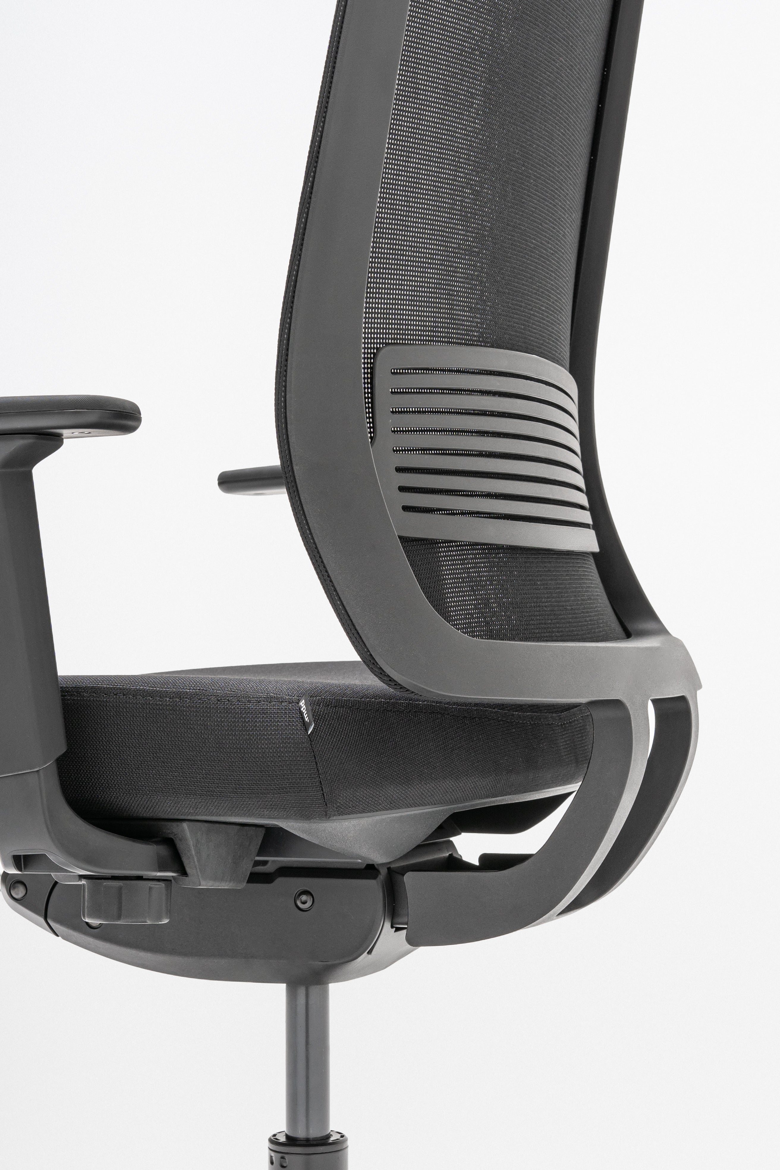 Apex office chair with wheels to a soft surface