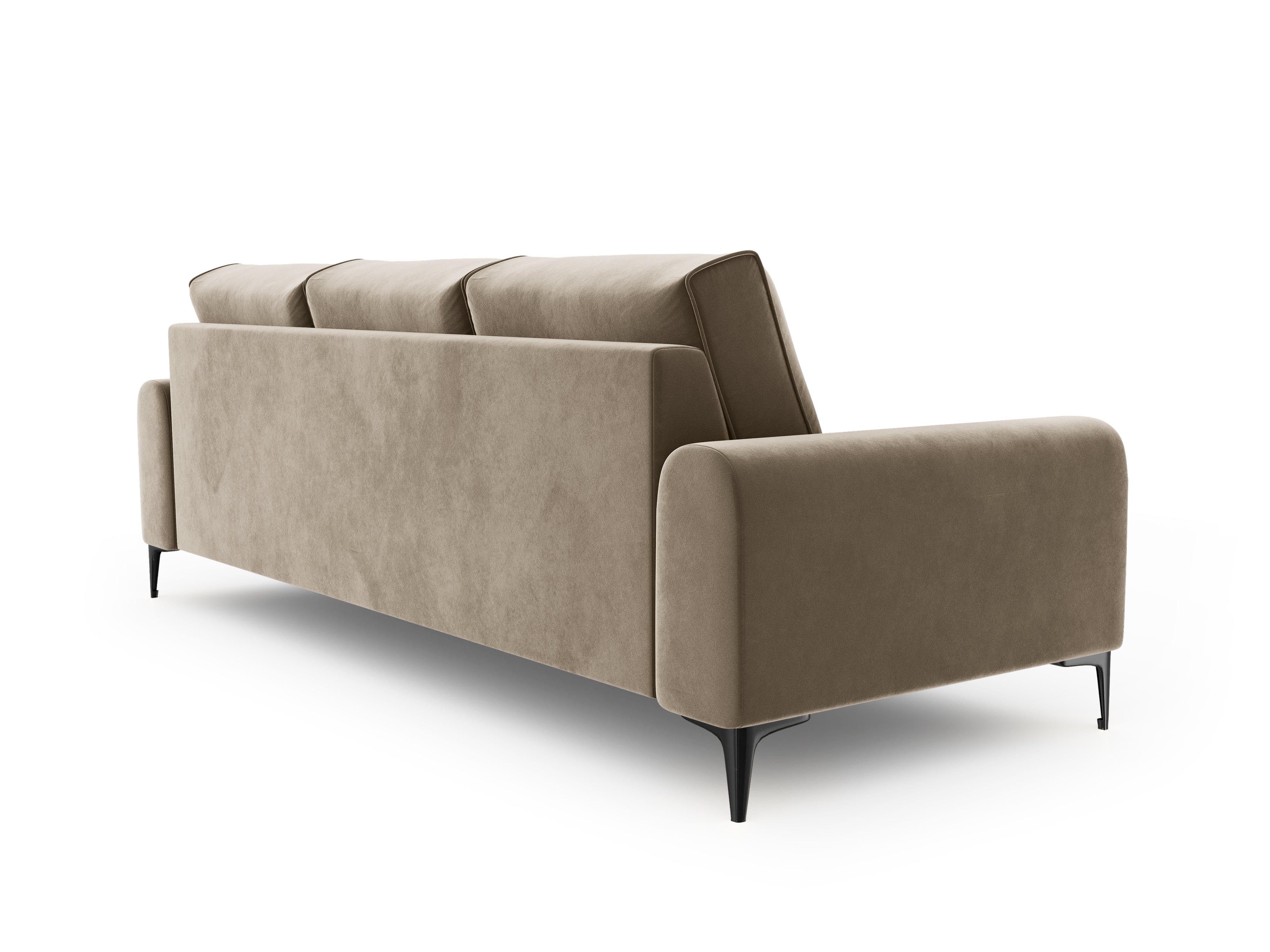 Sofa aksamitna 4-osobowa MADARA cappuccino z czarną podstawą Mazzini Sofas    Eye on Design