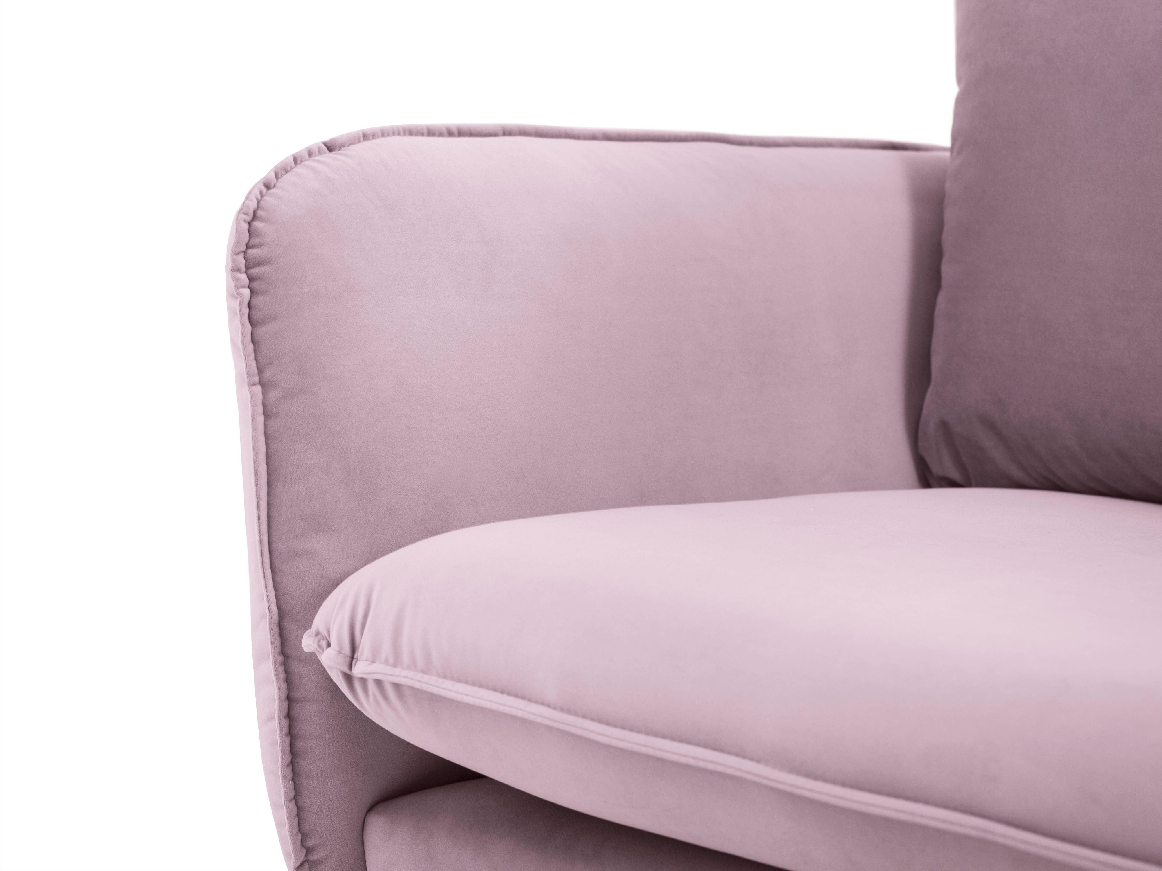 Sofa aksamitna 4-osobowa VIENNA pudrowy róż ze złotą podstawą Cosmopolitan Design    Eye on Design