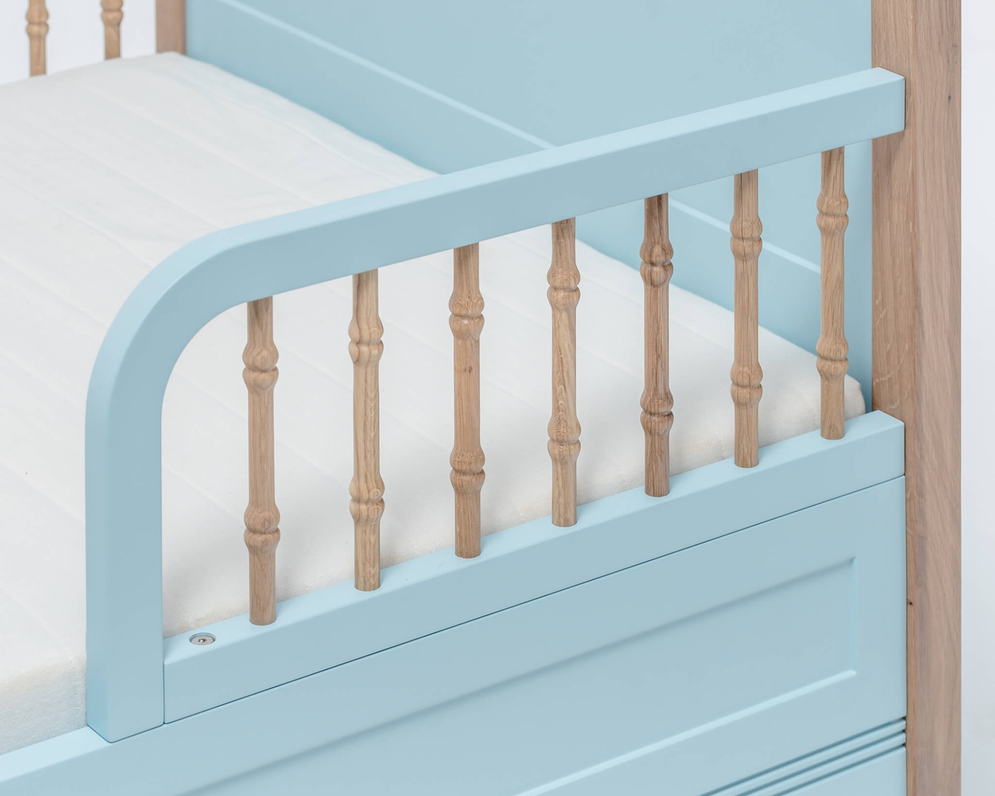 SOFIA TODDLER crib blue