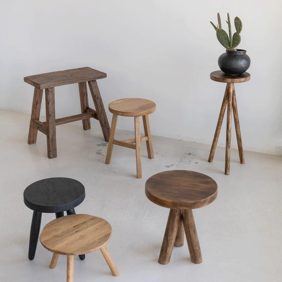 Stolik pomocniczy CONSCIOUS drewno z recyclingu Urban Nature Culture    Eye on Design